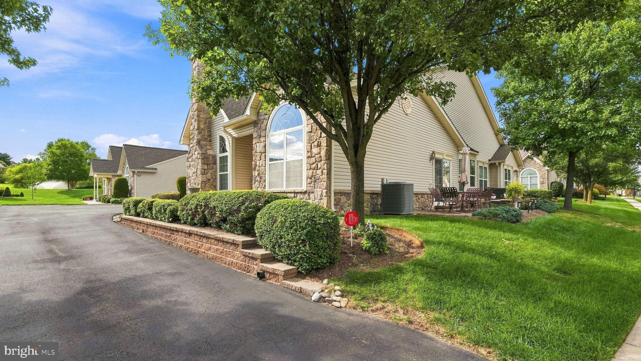 102 VILLA DRIVE 225