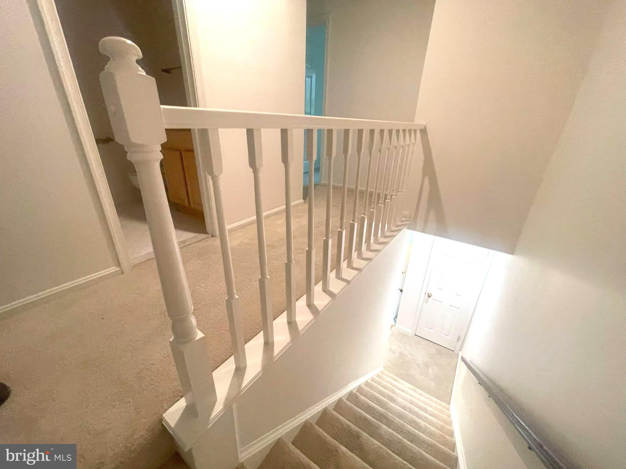 OAKTON VILLAGE - Residential Lease