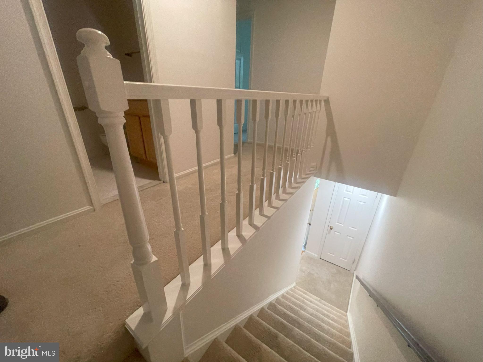 OAKTON VILLAGE - Residential Lease