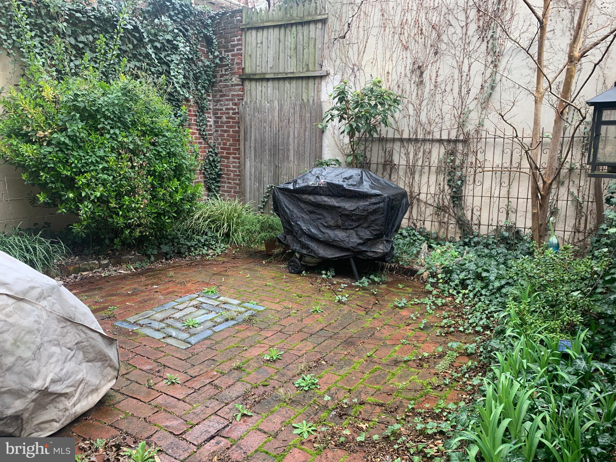 WASHINGTON SQ WEST - Residential Lease