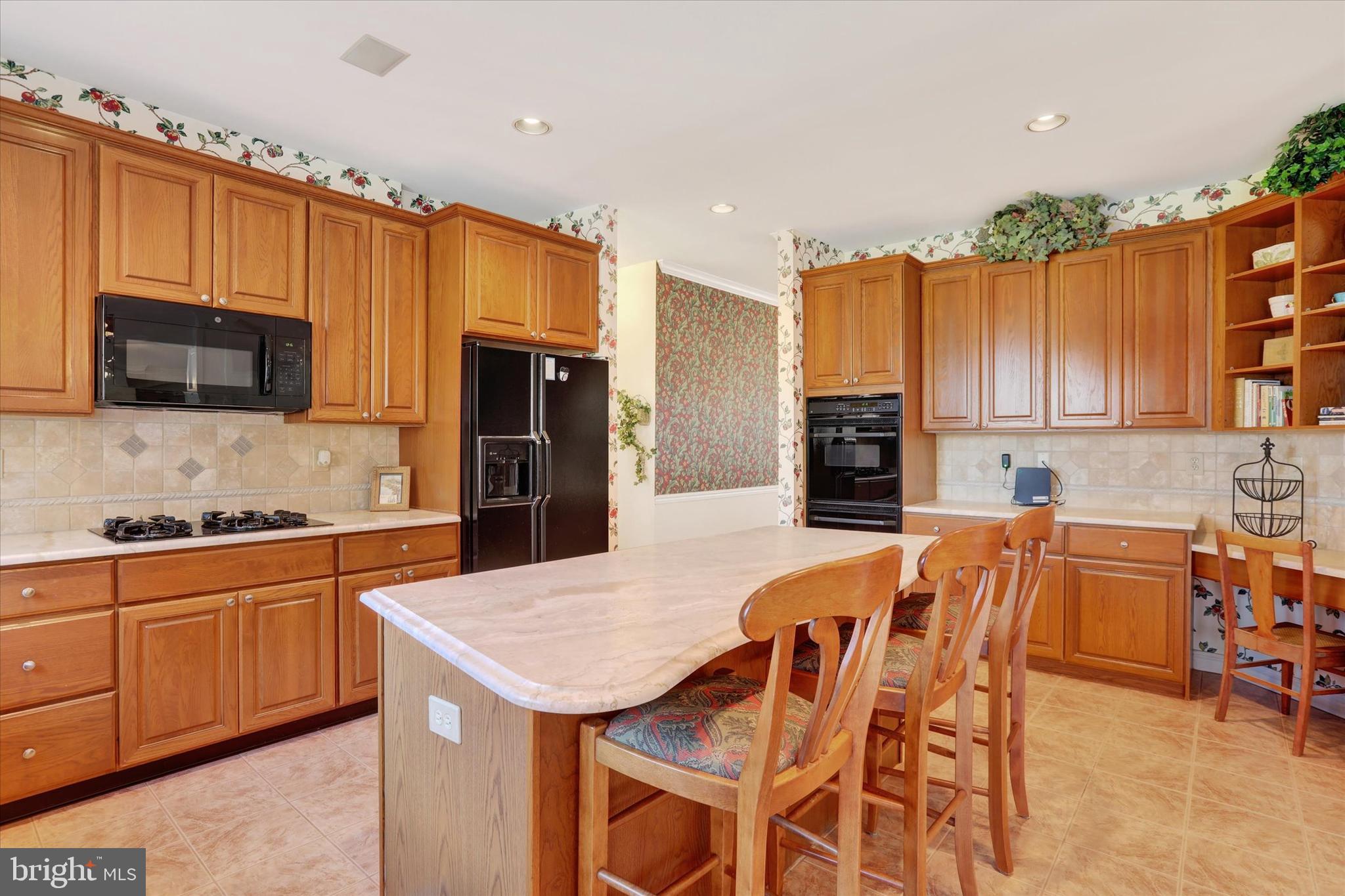 GATEFIELD AT FARMV - Residential