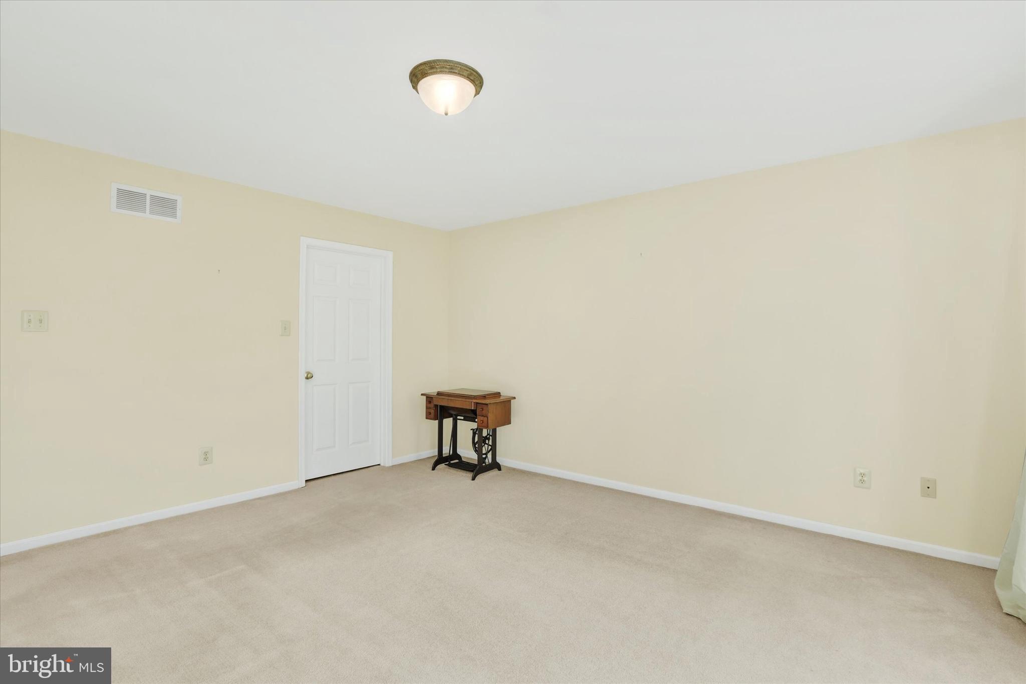 GATEFIELD AT FARMV - Residential