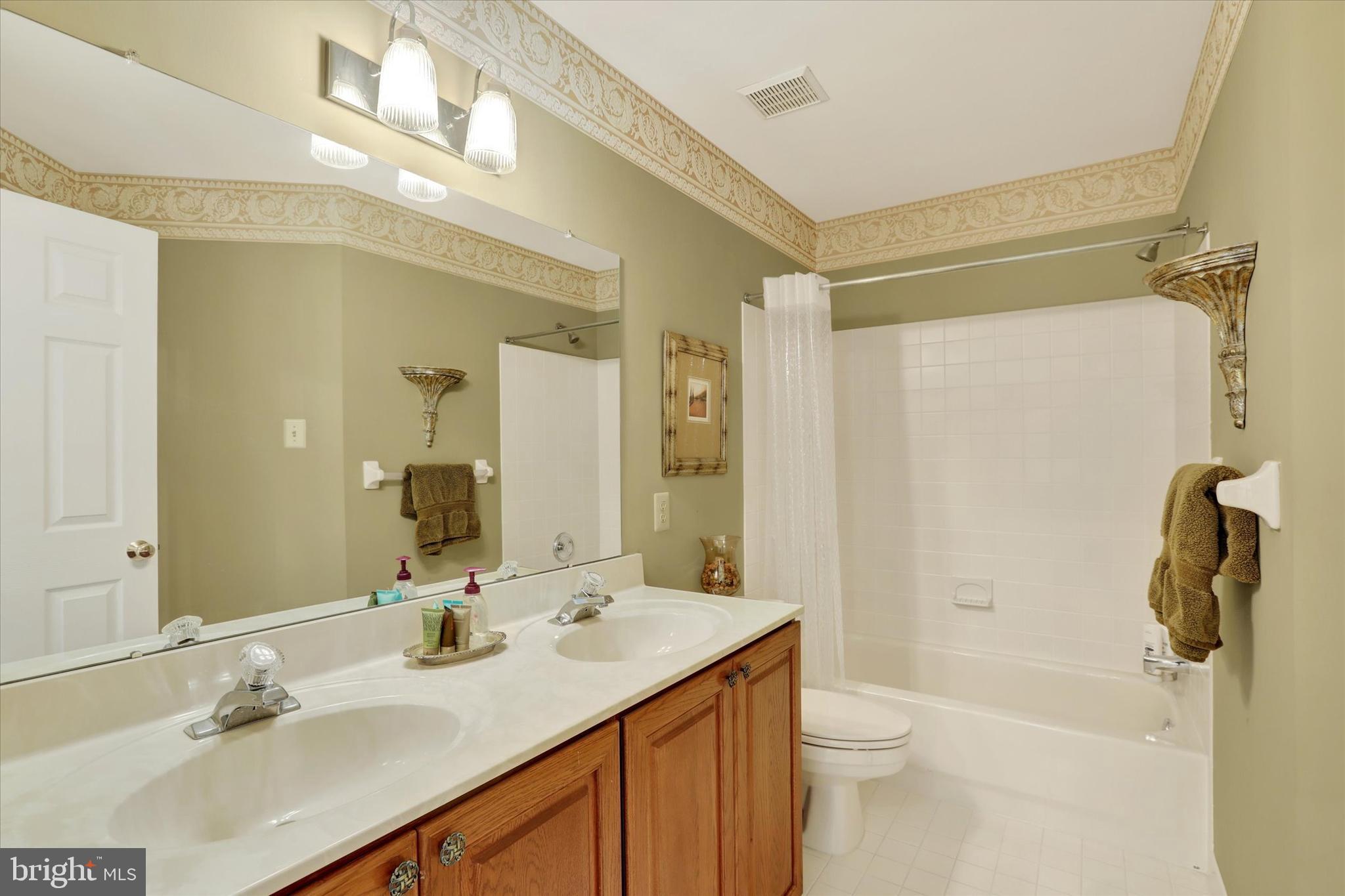 GATEFIELD AT FARMV - Residential