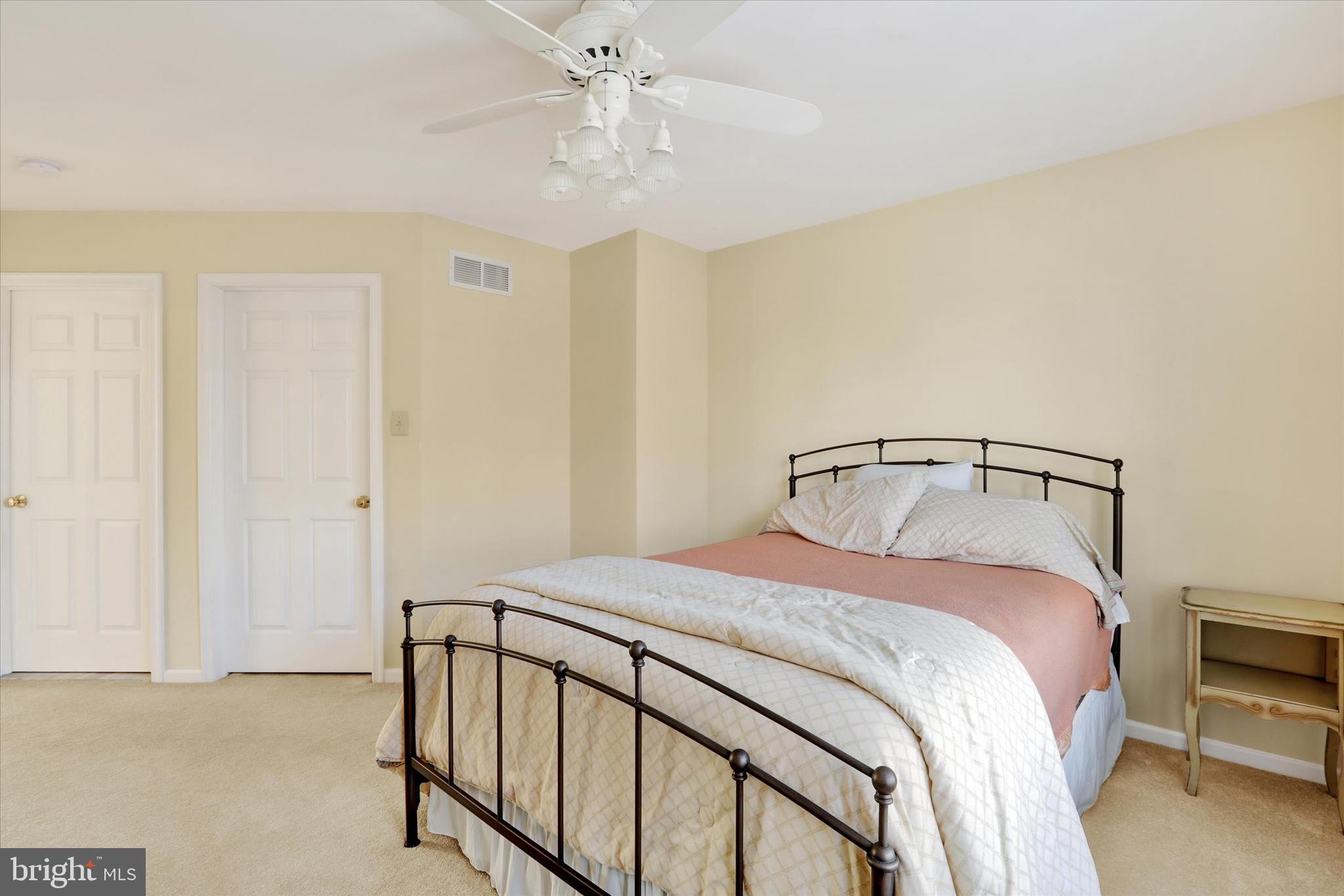 GATEFIELD AT FARMV - Residential