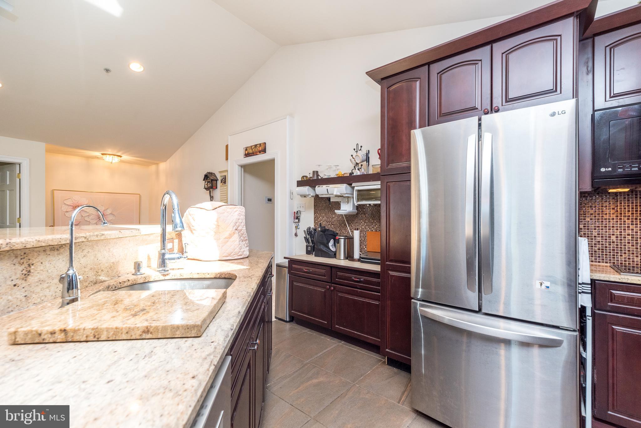 NORTH HILLS - Residential