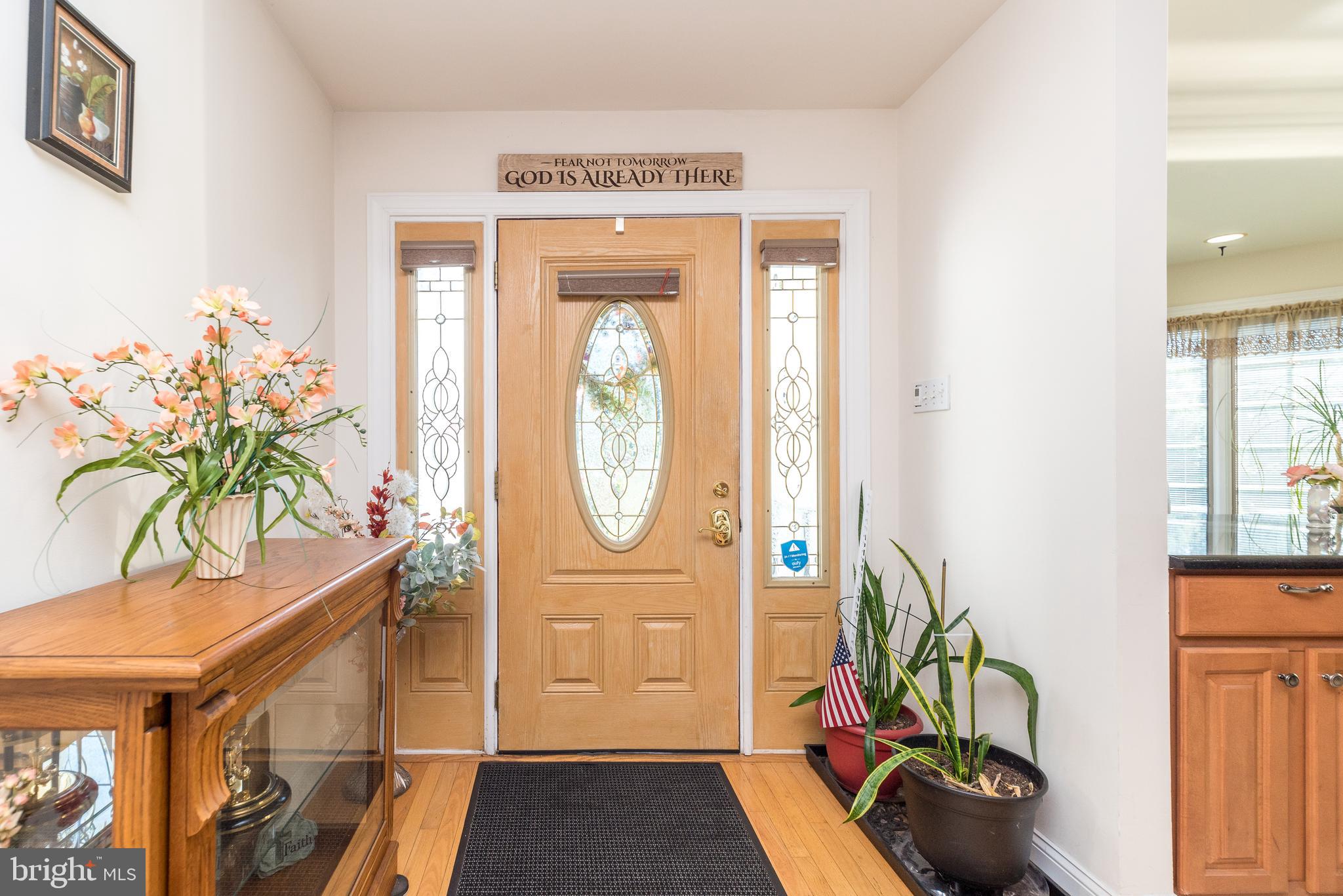 NORTH HILLS - Residential