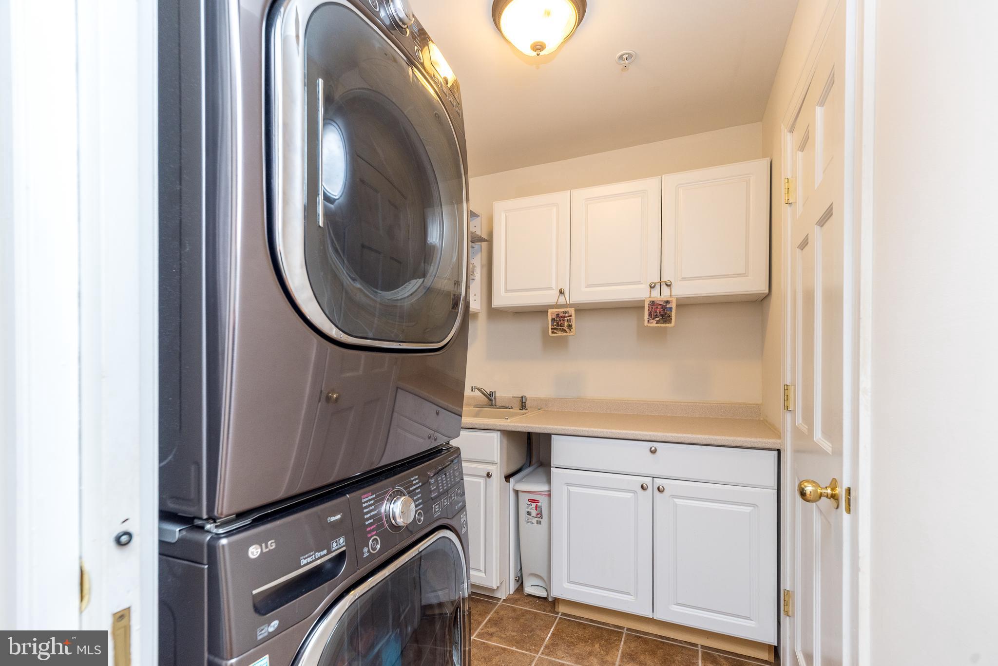 NORTH HILLS - Residential