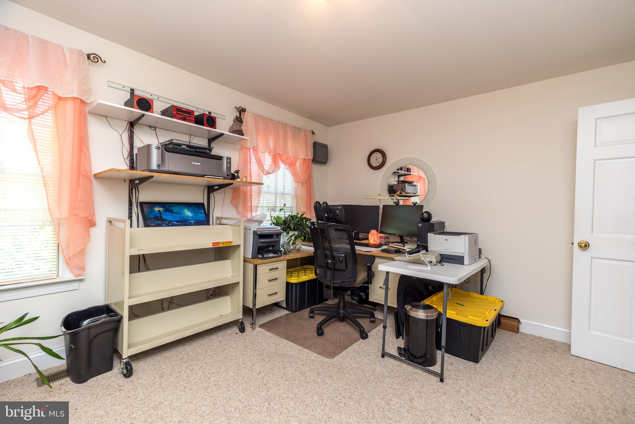 NORTH HILLS - Residential