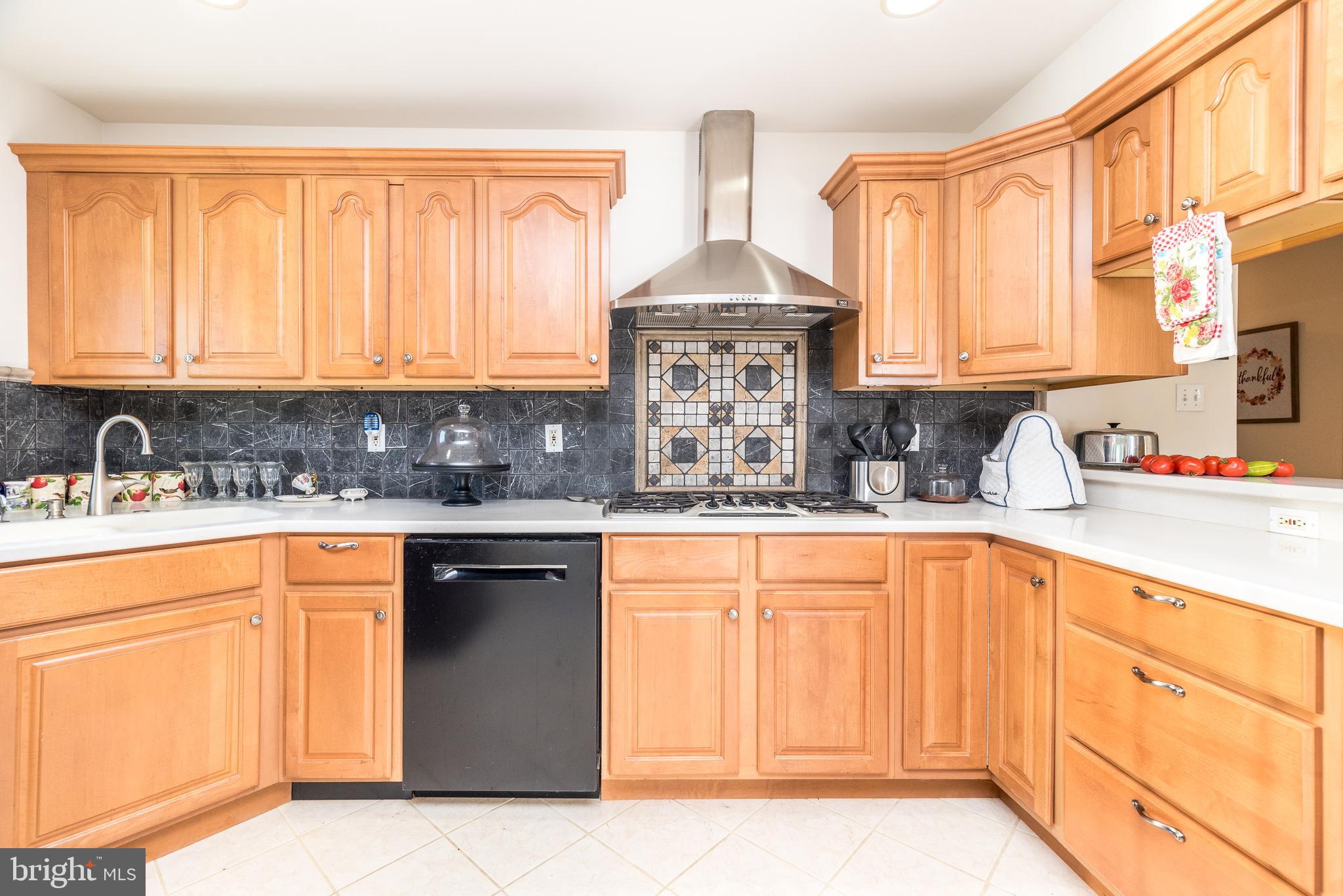 NORTH HILLS - Residential