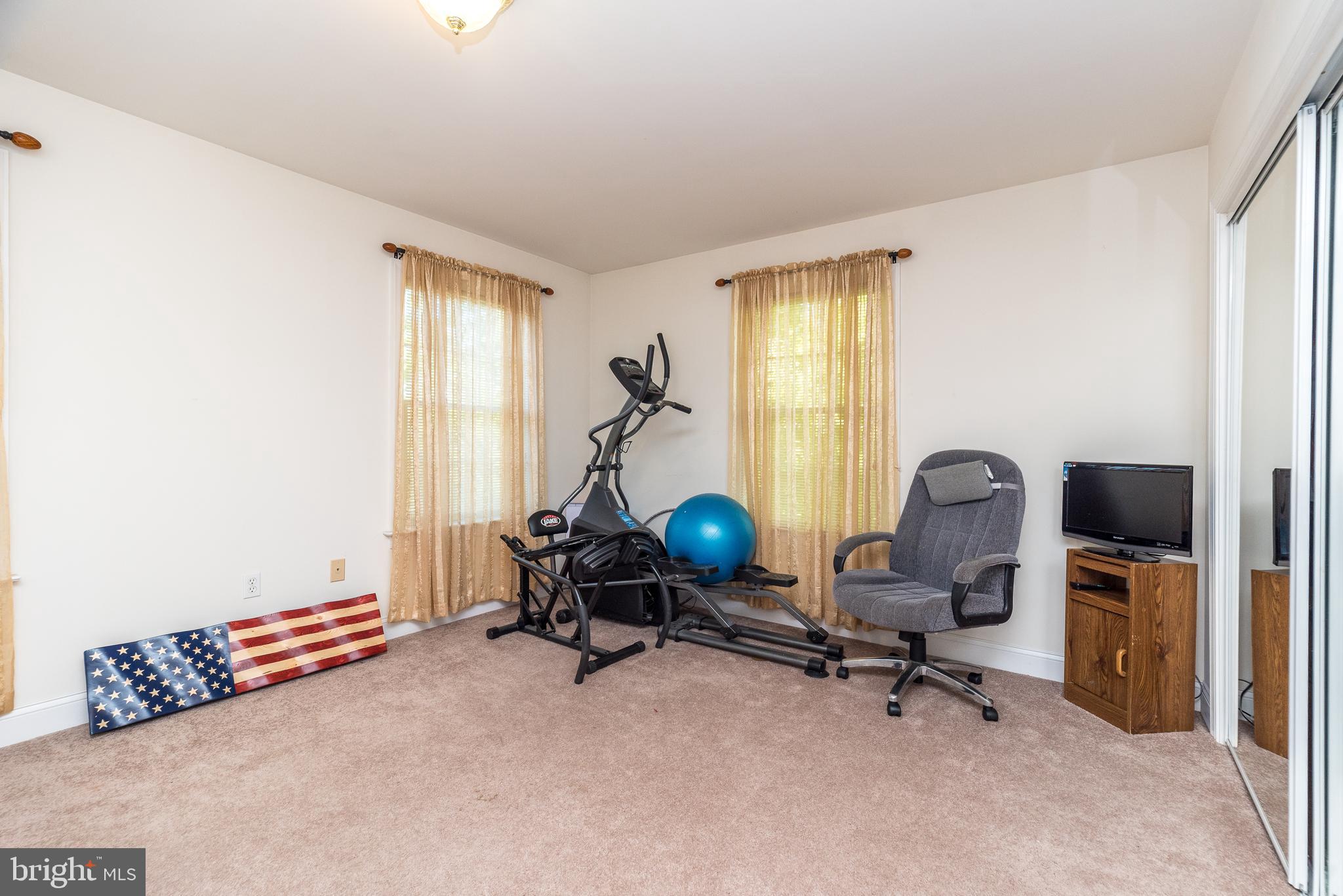 NORTH HILLS - Residential