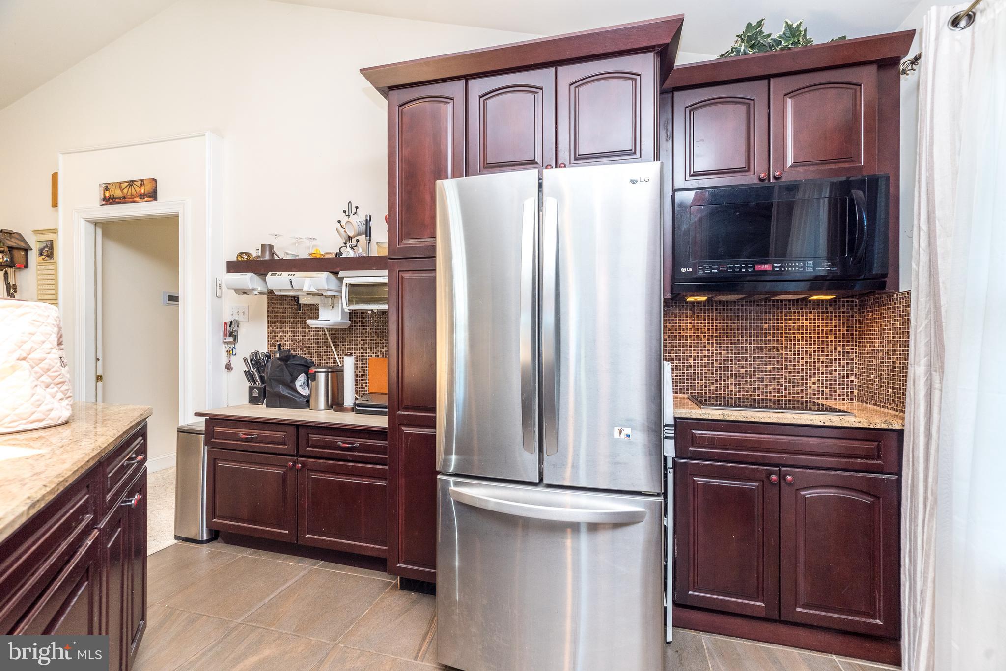 NORTH HILLS - Residential