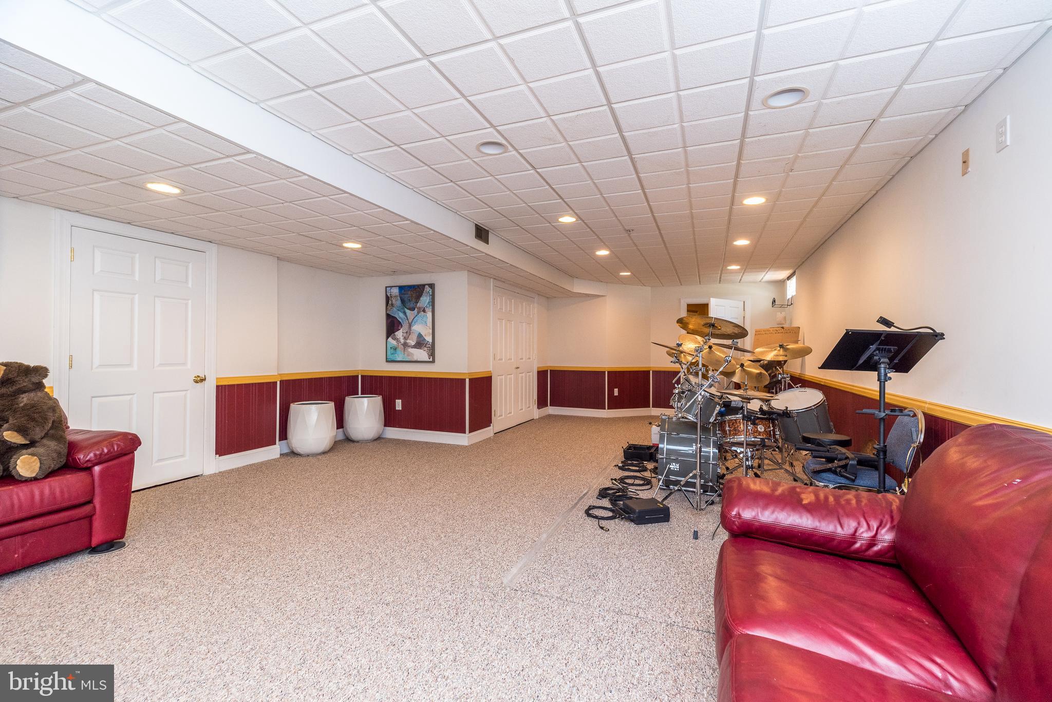 NORTH HILLS - Residential