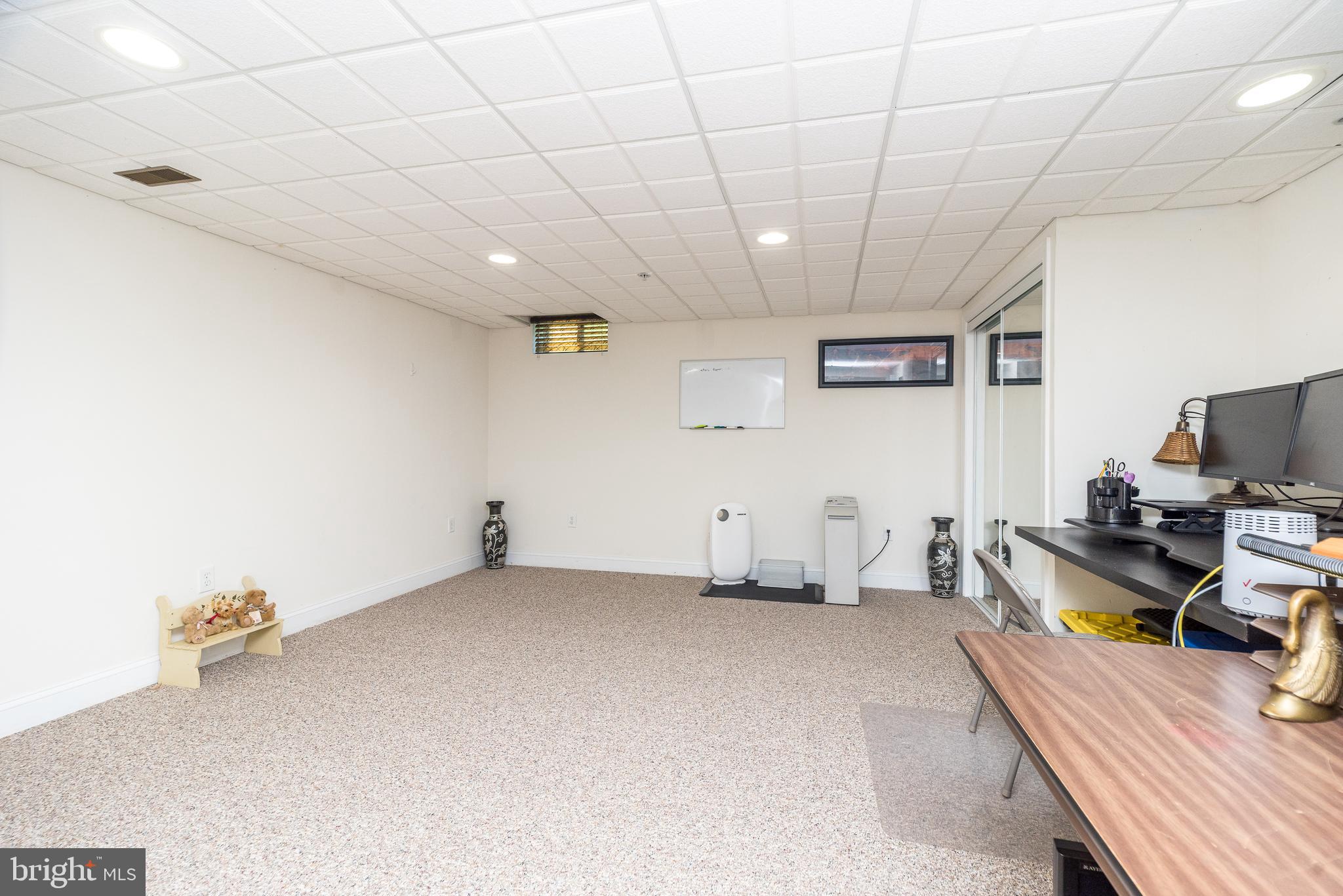 NORTH HILLS - Residential