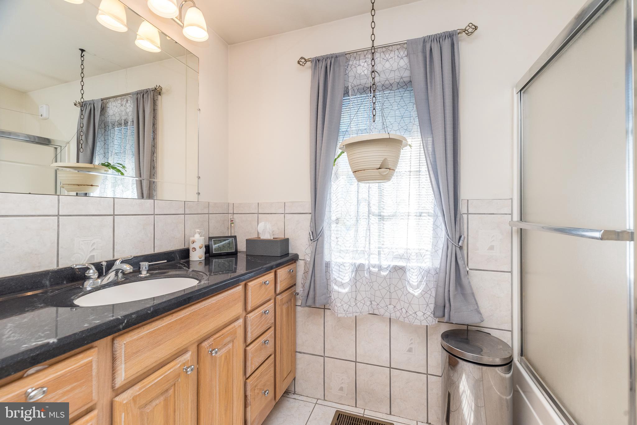 NORTH HILLS - Residential