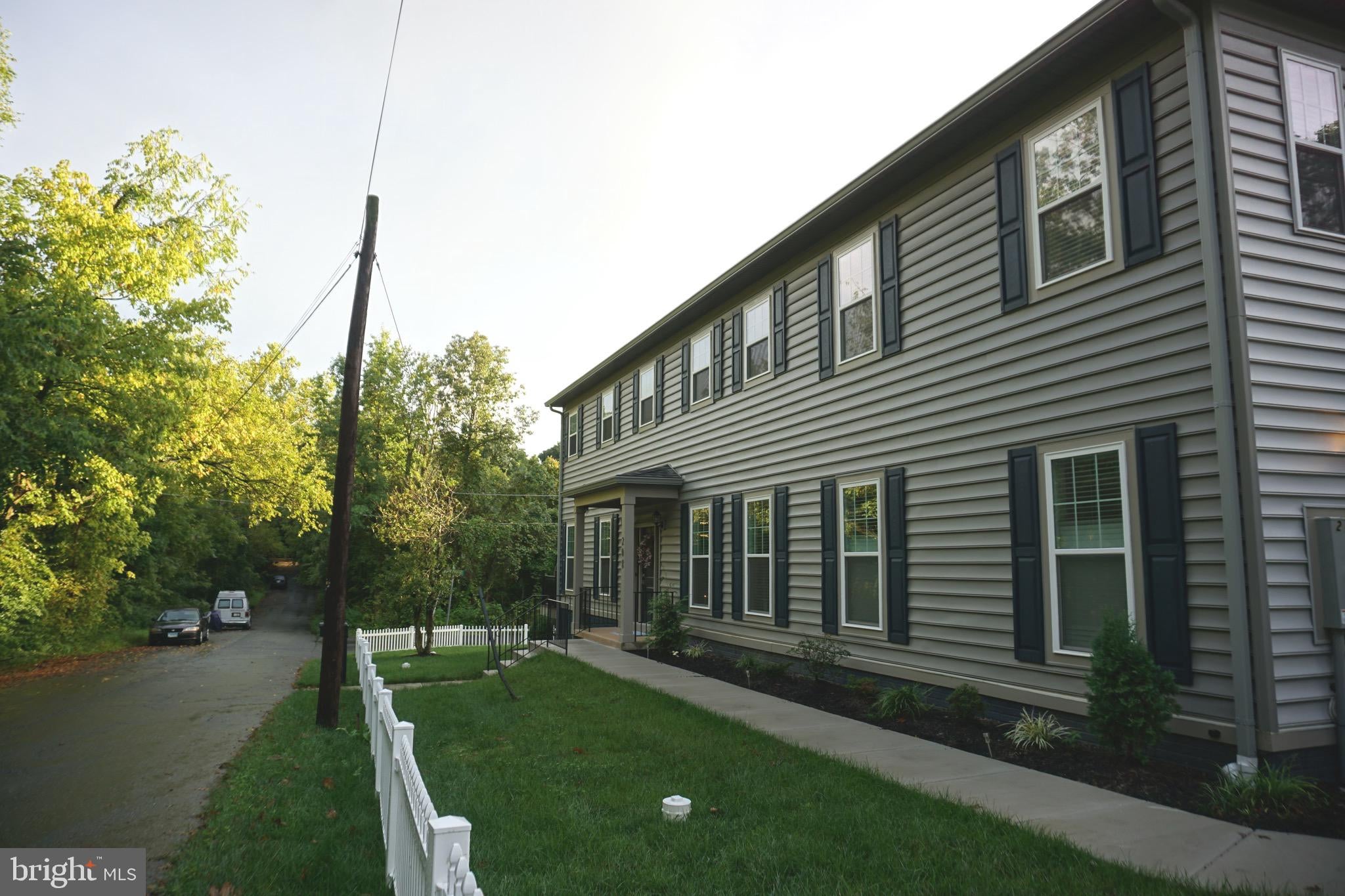 208 BRYAN AVENUE