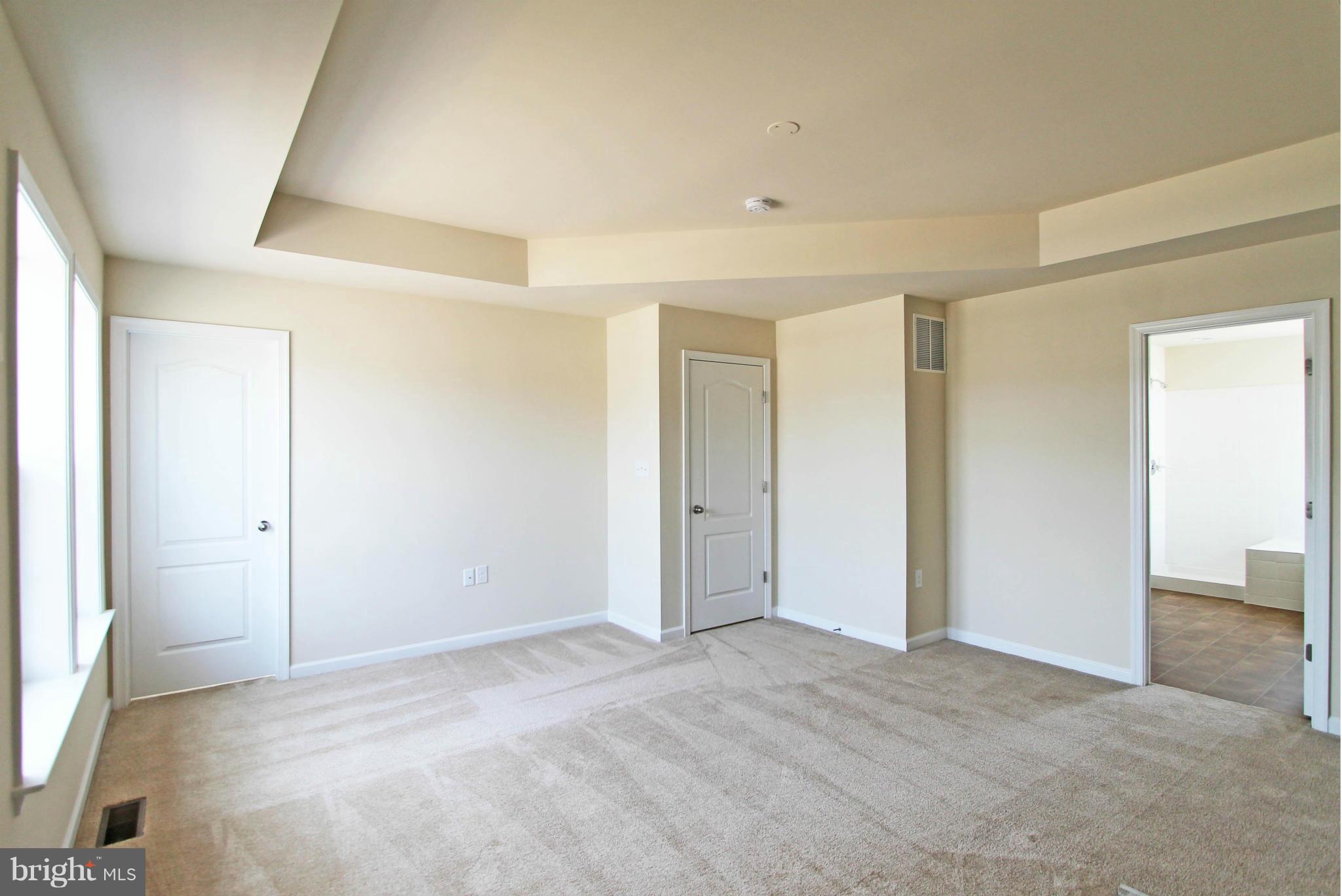 WASHINGTON TRAIL - Residential