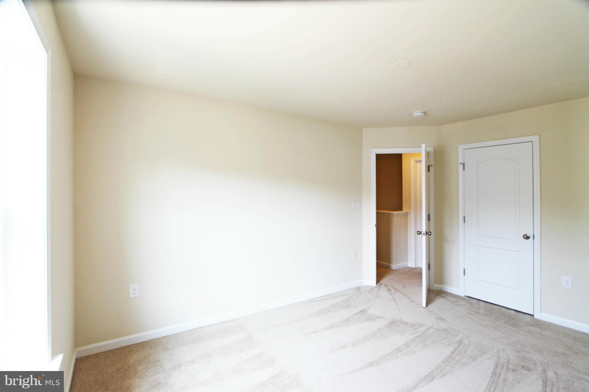 WASHINGTON TRAIL - Residential