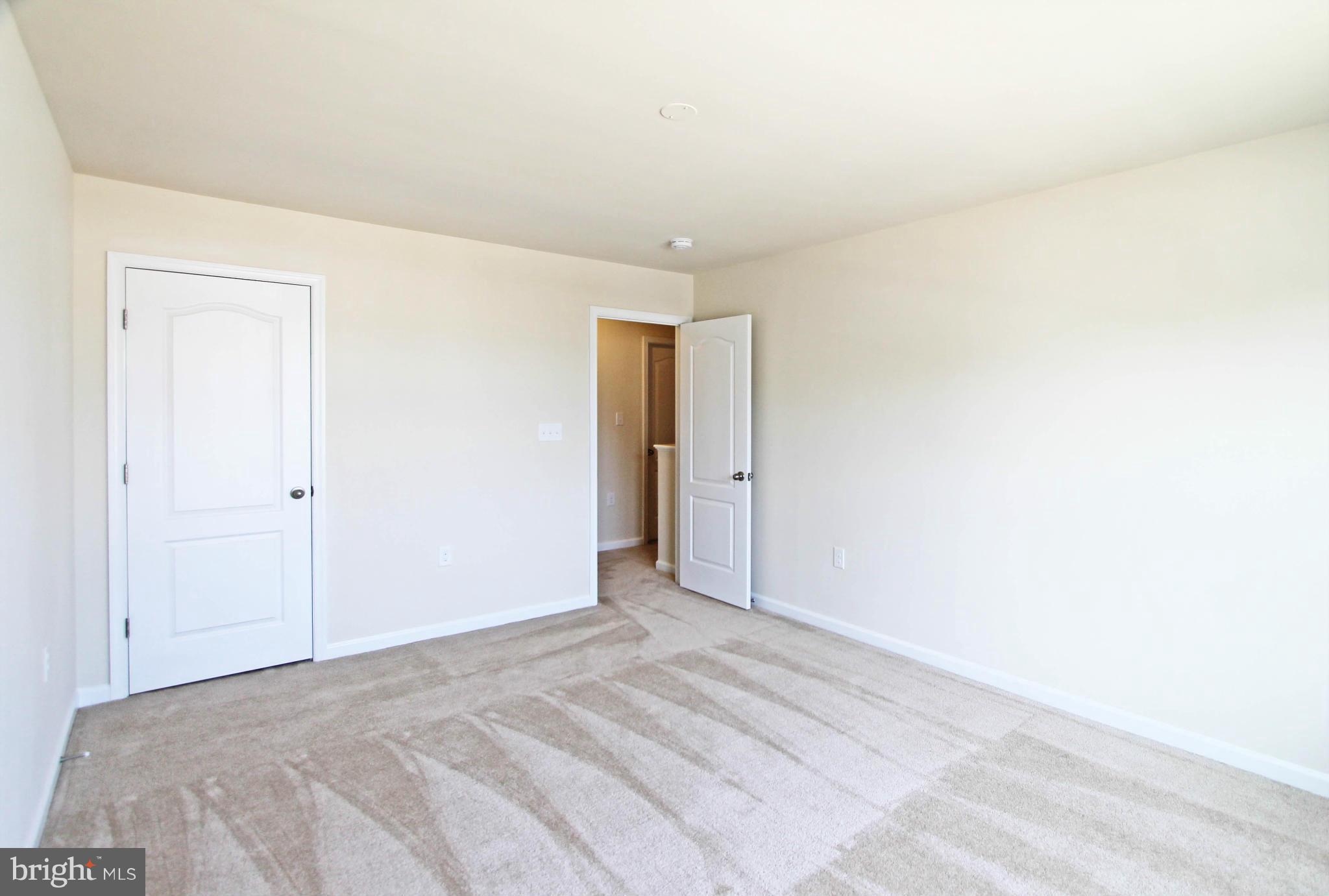 WASHINGTON TRAIL - Residential