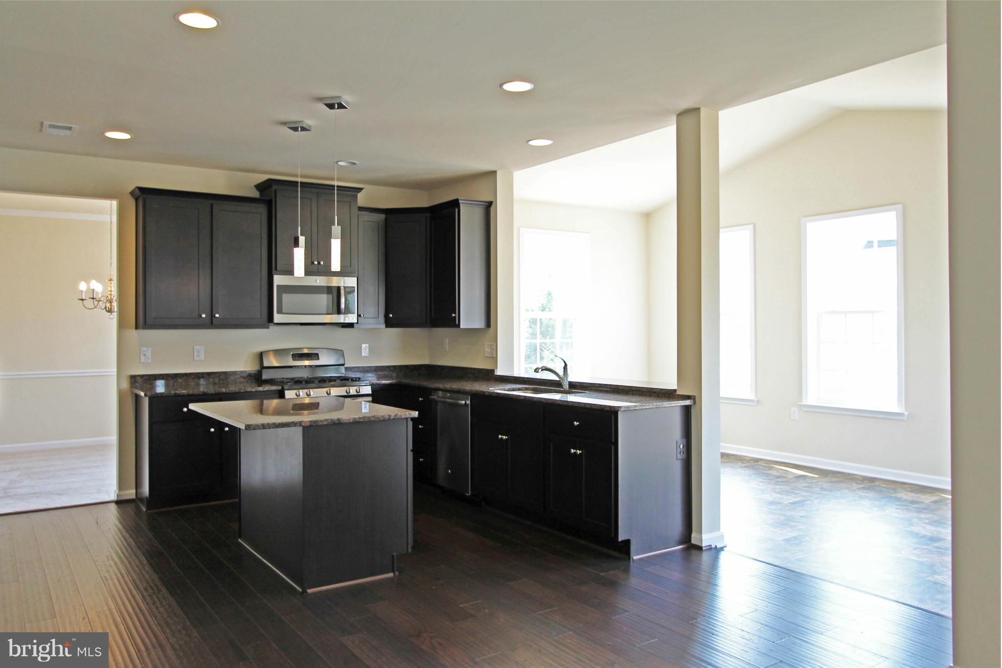 WASHINGTON TRAIL - Residential