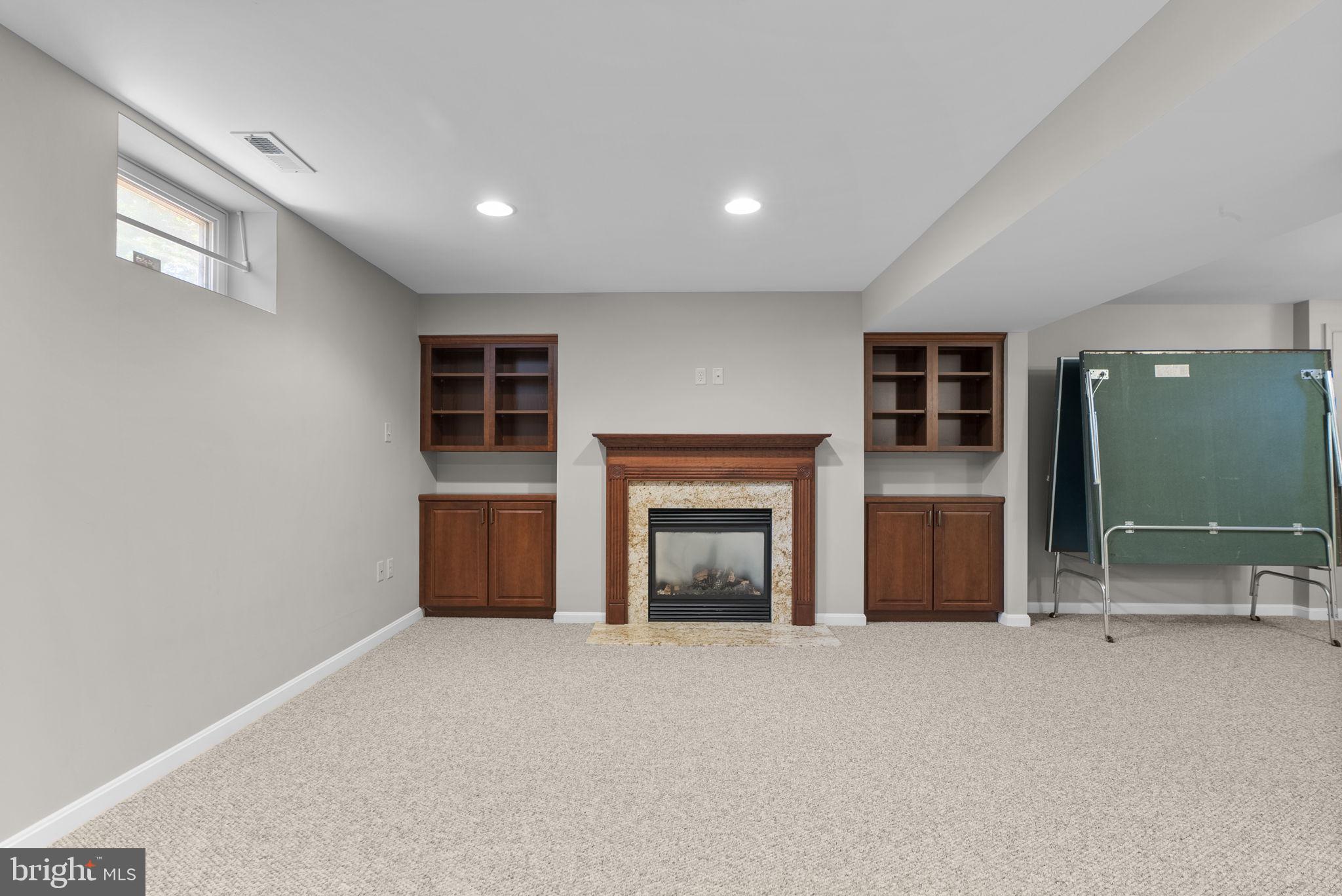 DEERFIELD - Residential
