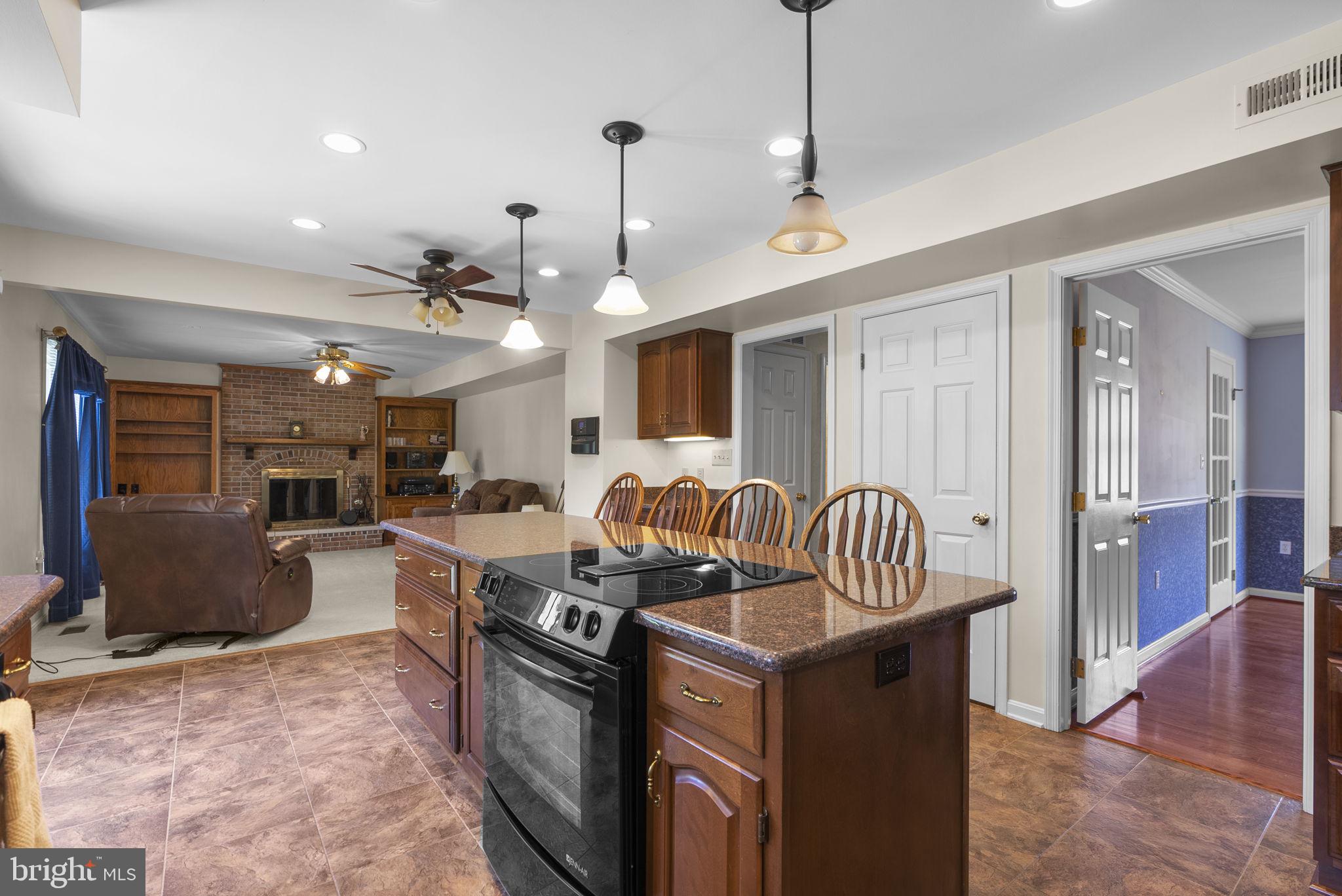DEERFIELD - Residential