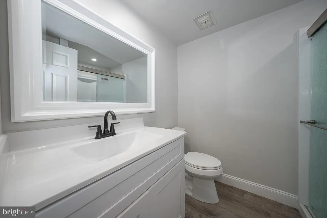 Wayne, Pennsylvania 19087, United States, 2 Bedrooms Bedrooms, ,2 BathroomsBathrooms,Residential,Active,131842