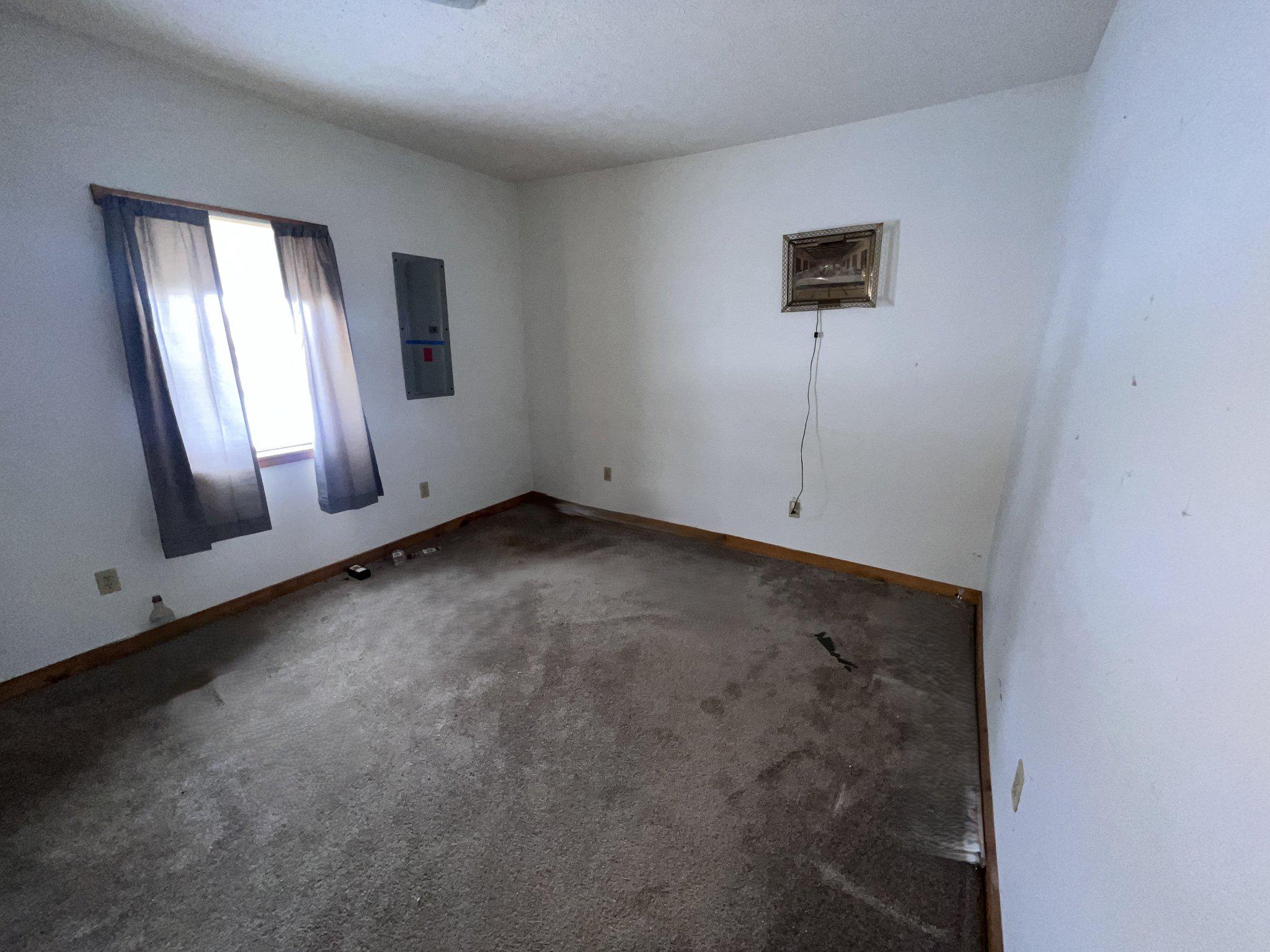 ROSEDALE - Residential