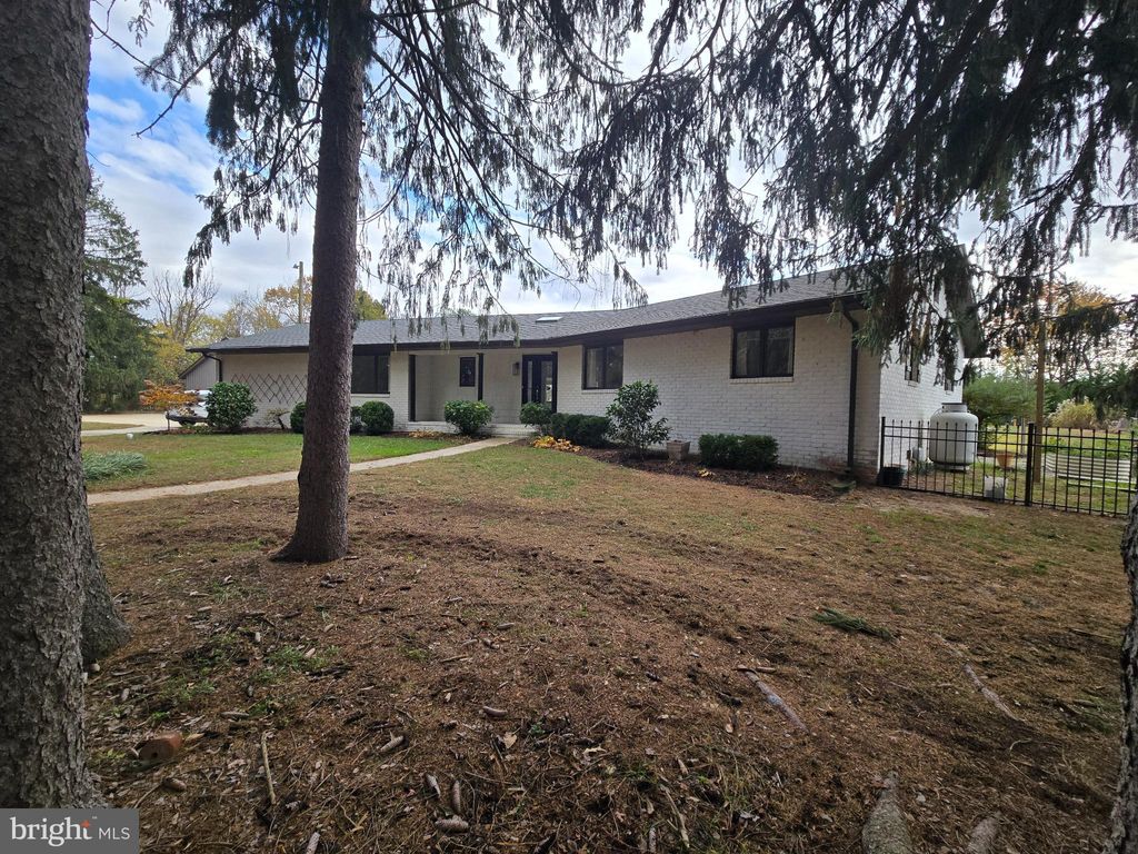 Photo of 708 Meadow Brook Lane, MILFORD, DE 19963 (MLS # DESU2100470)