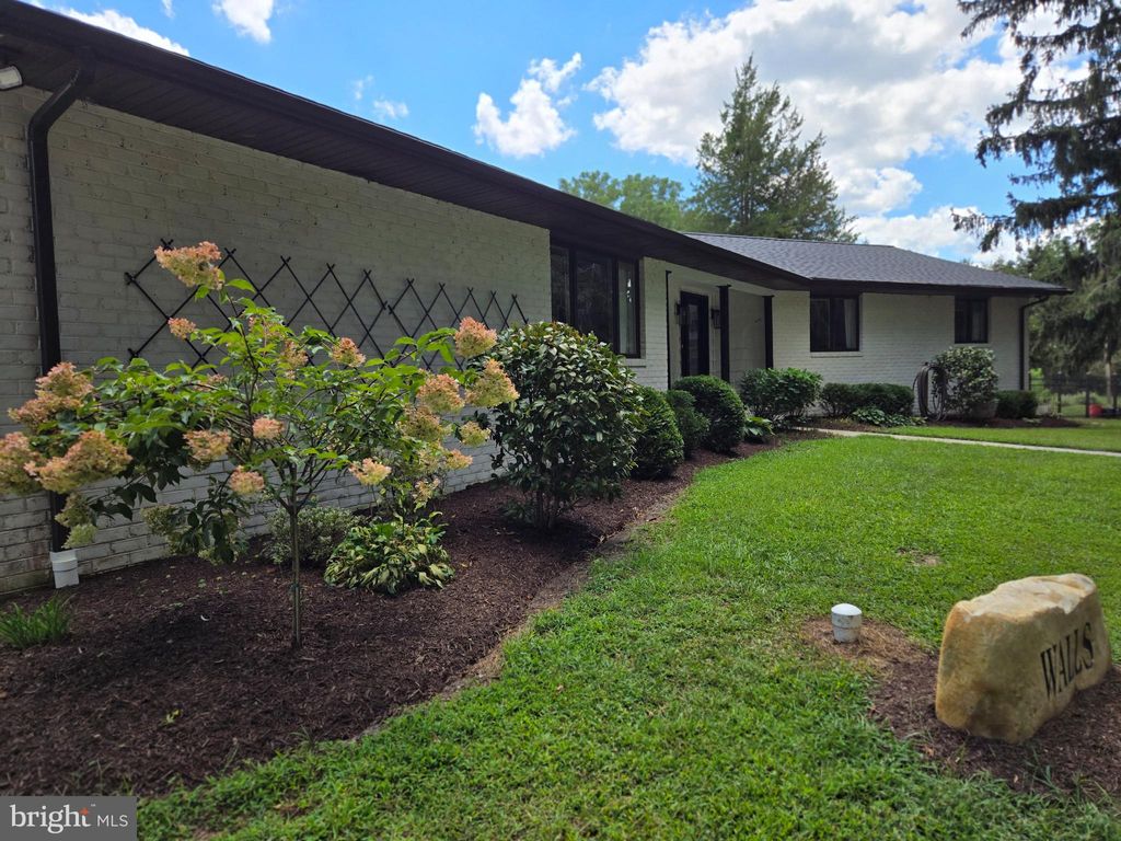 Photo of 708 Meadow Brook Lane, MILFORD, DE 19963 (MLS # DESU2100470)