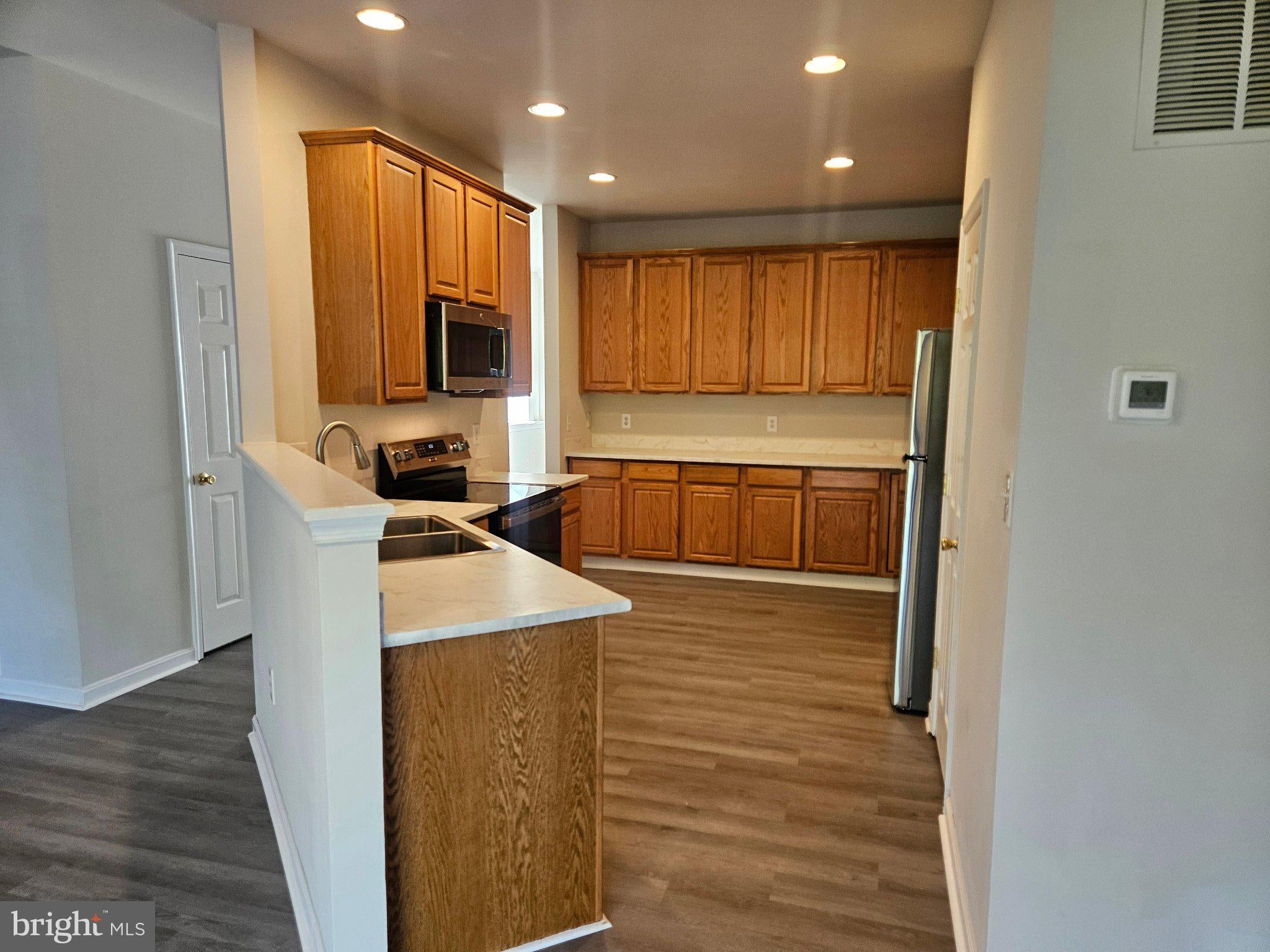 18562 SIERRA SPRINGS SQUARE