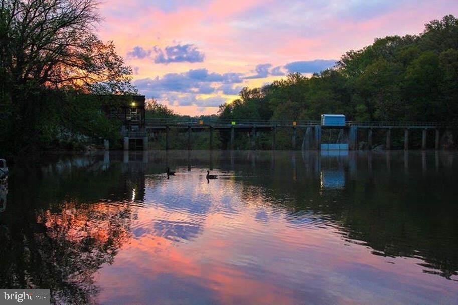 LAKE JACKSON - Residential