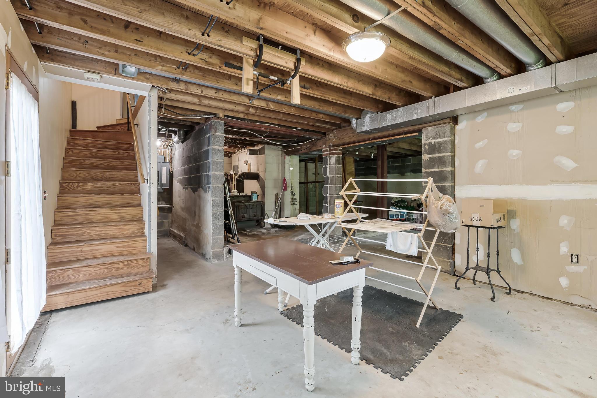 LAKE JACKSON - Residential