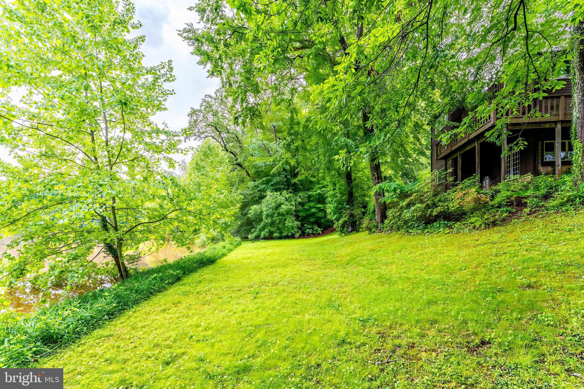 LAKE JACKSON - Residential