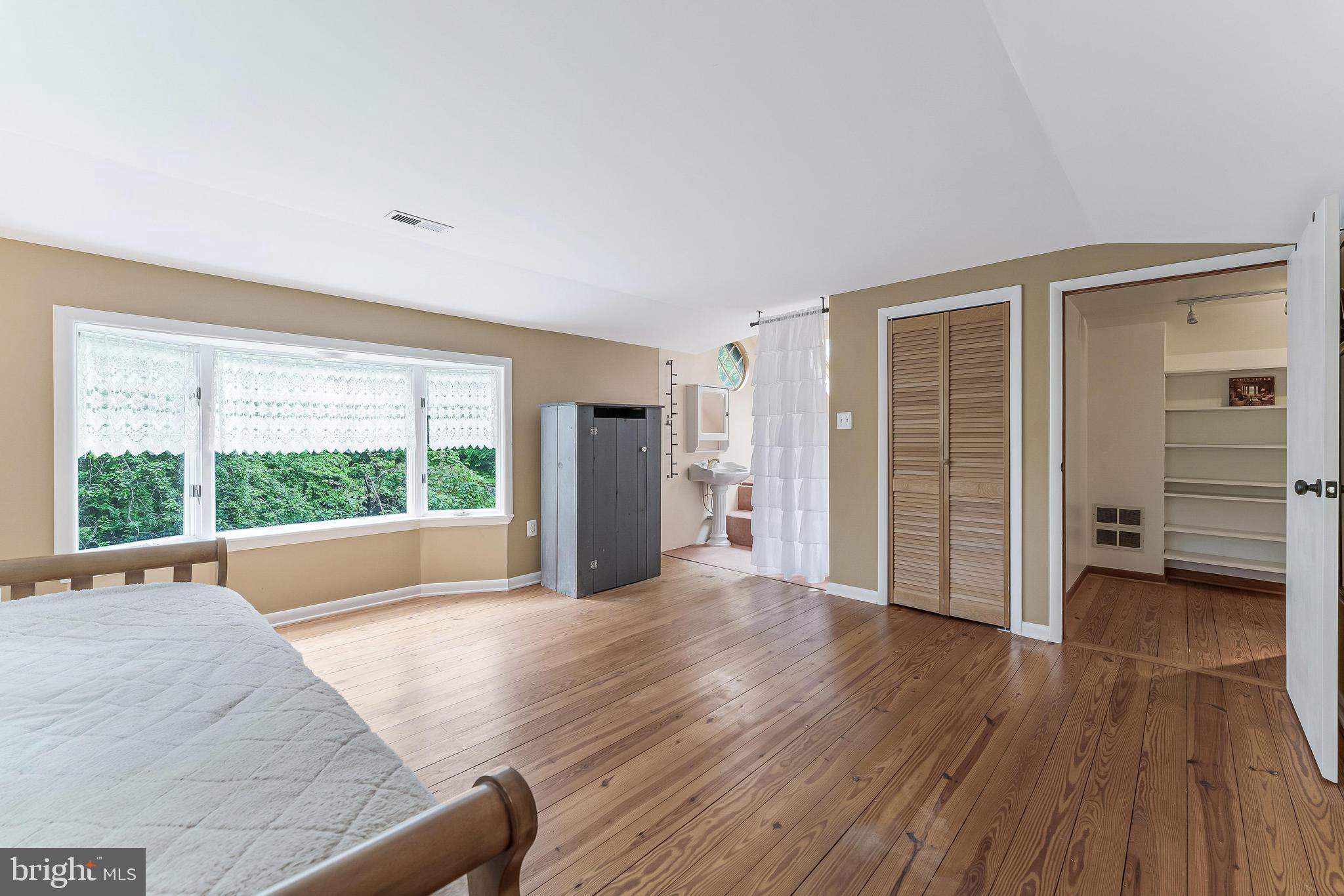 LAKE JACKSON - Residential