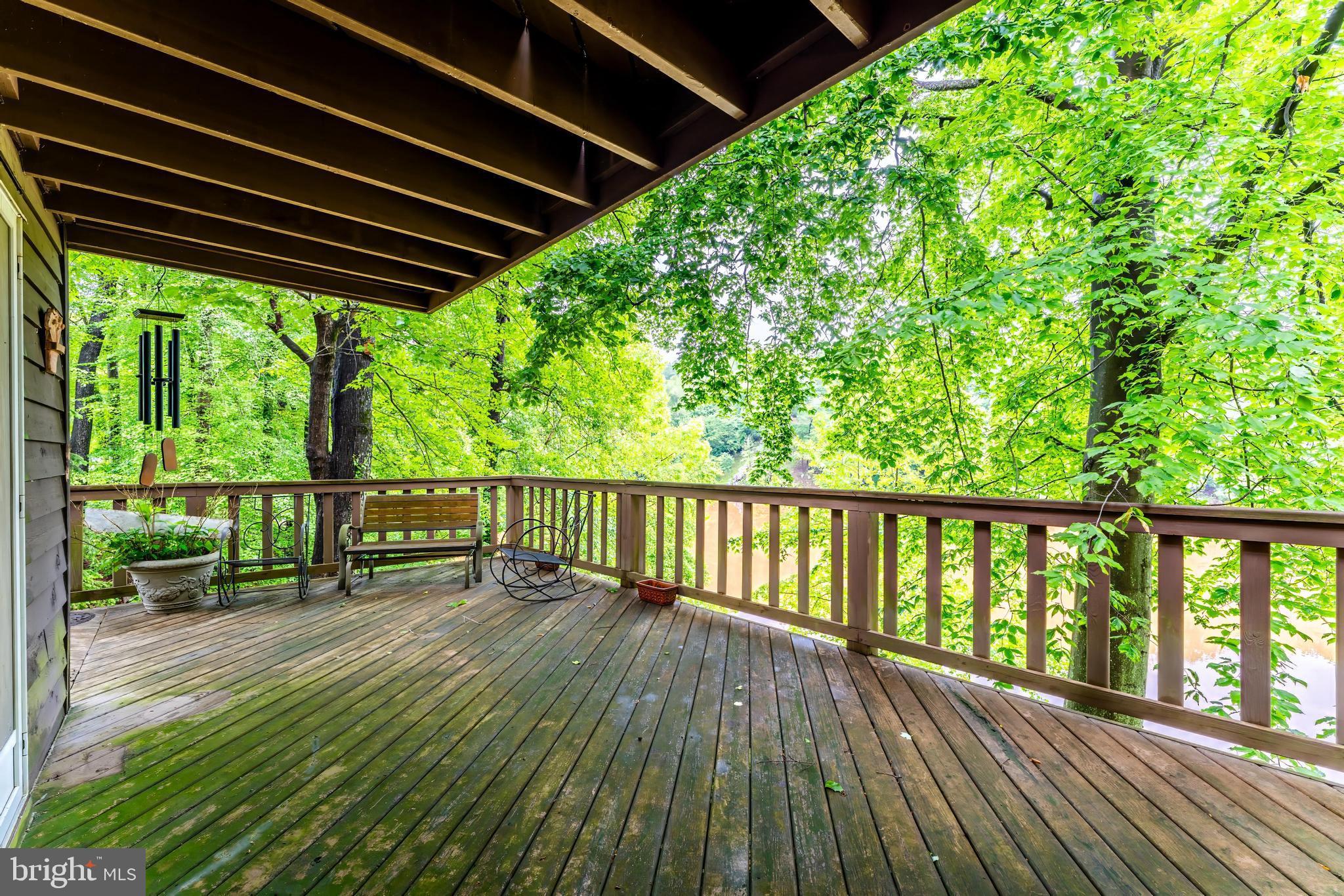 LAKE JACKSON - Residential