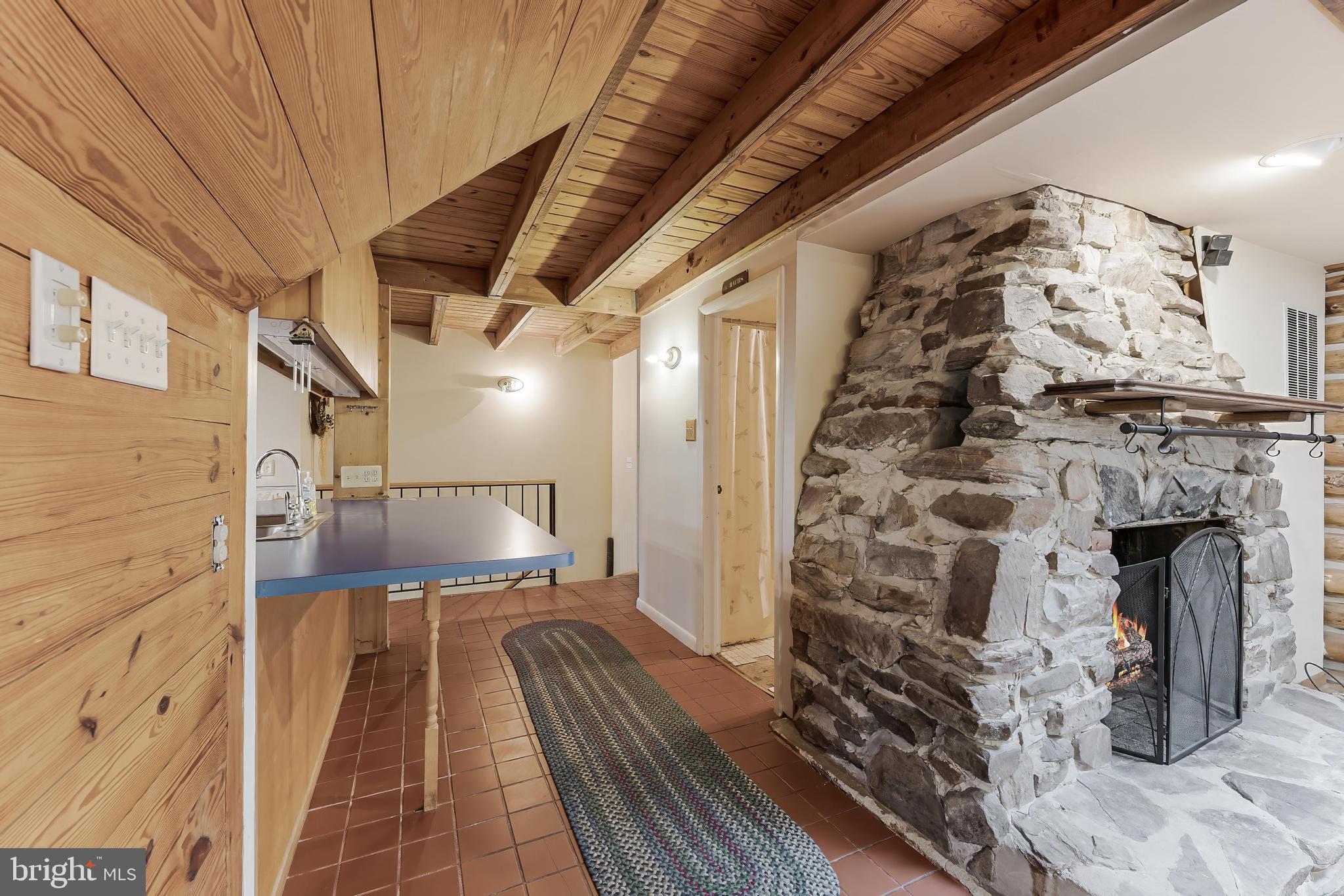 LAKE JACKSON - Residential