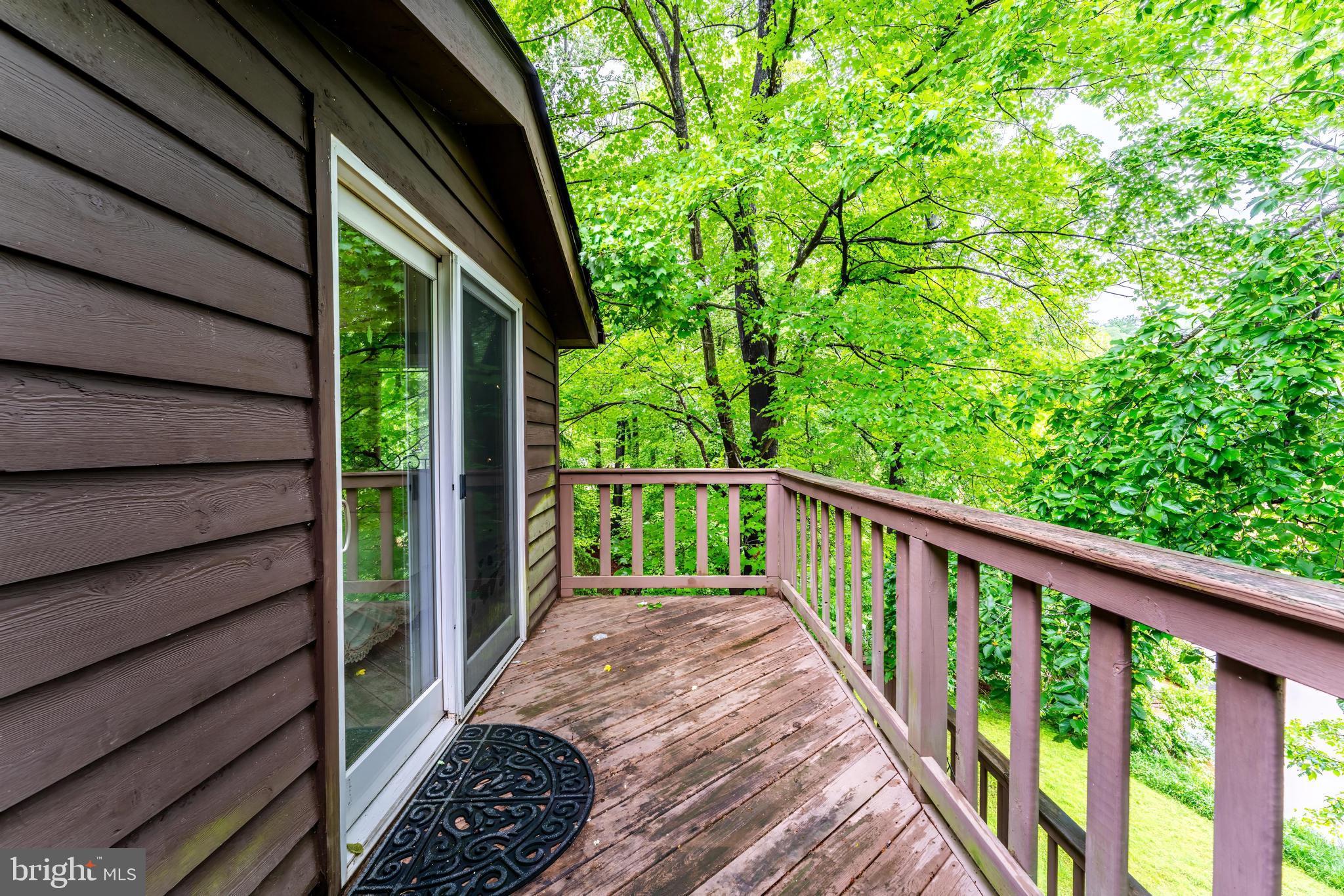 LAKE JACKSON - Residential