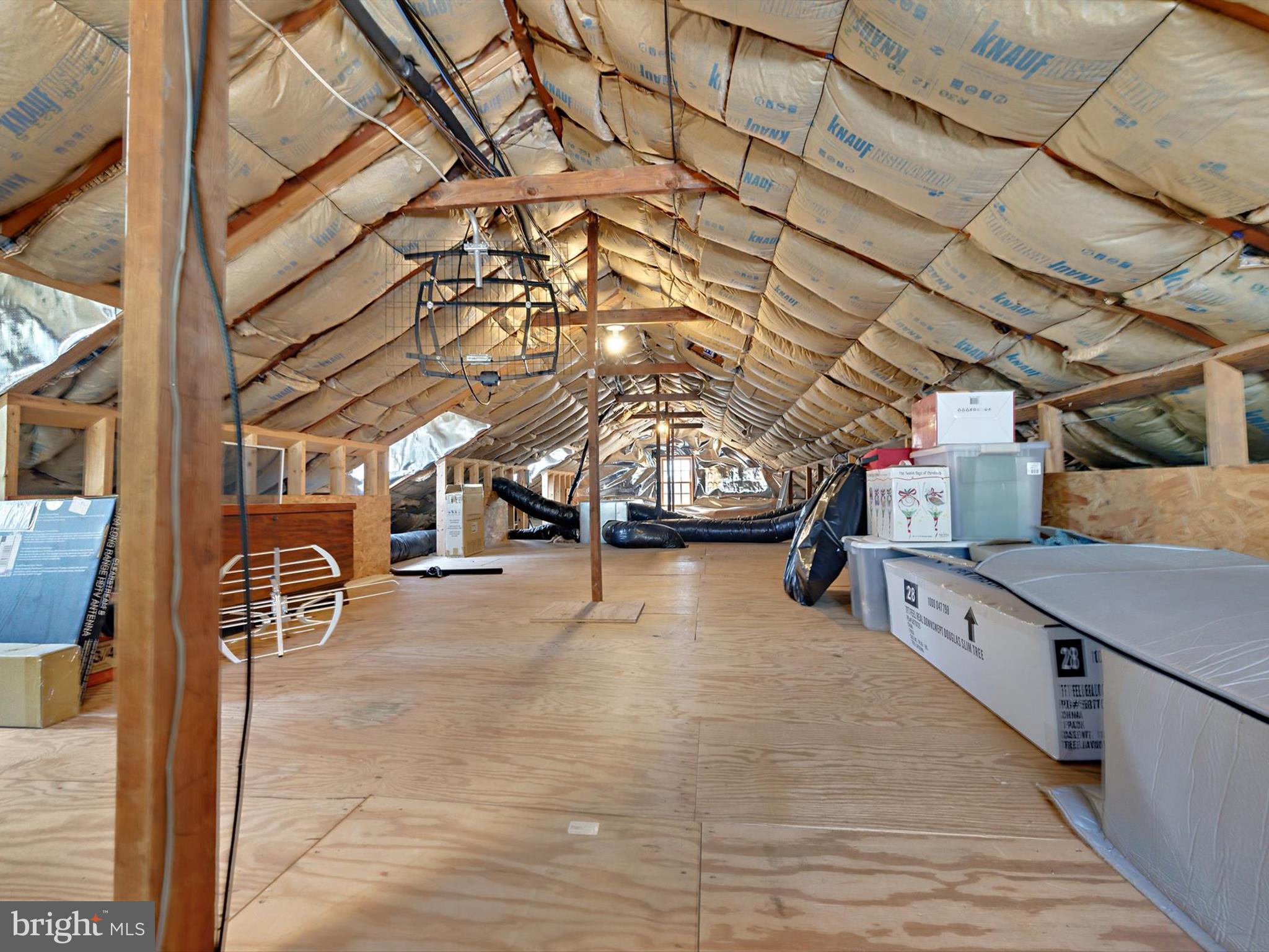 PENDENNIS MOUNT - Residential