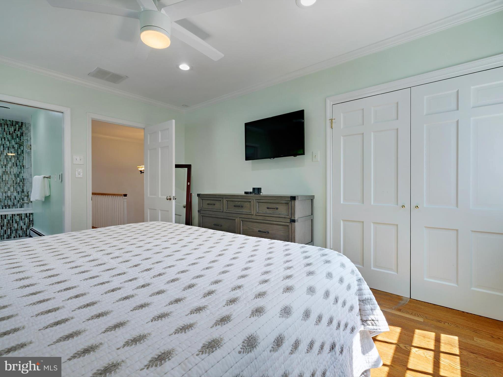 PENDENNIS MOUNT - Residential