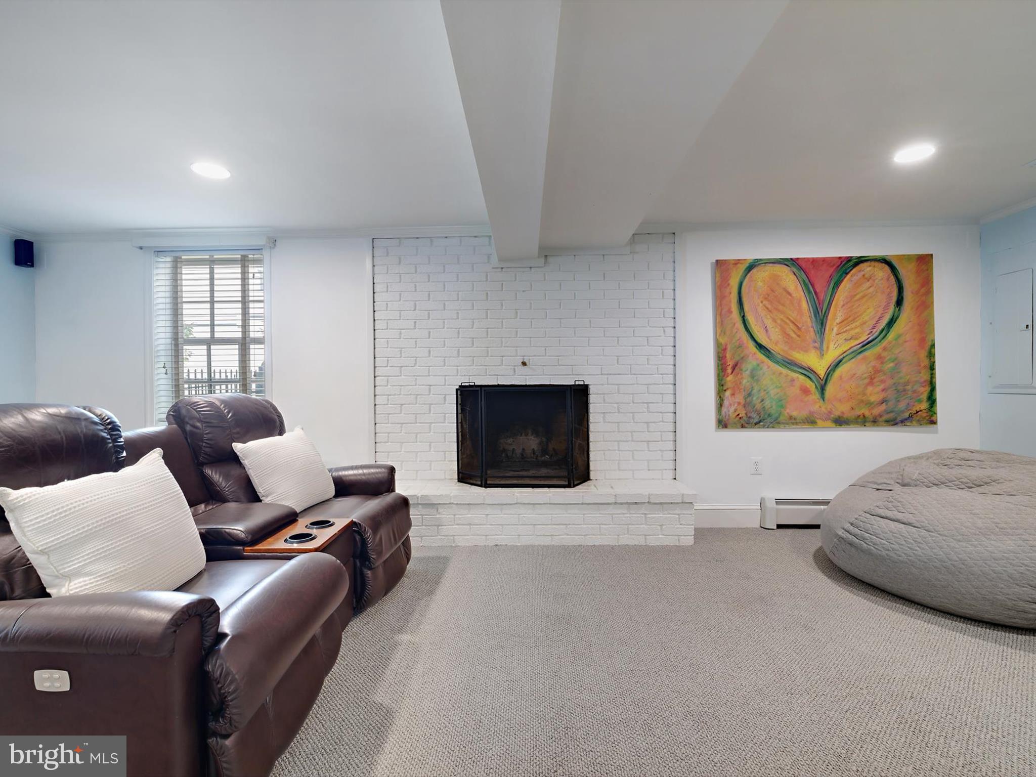 PENDENNIS MOUNT - Residential