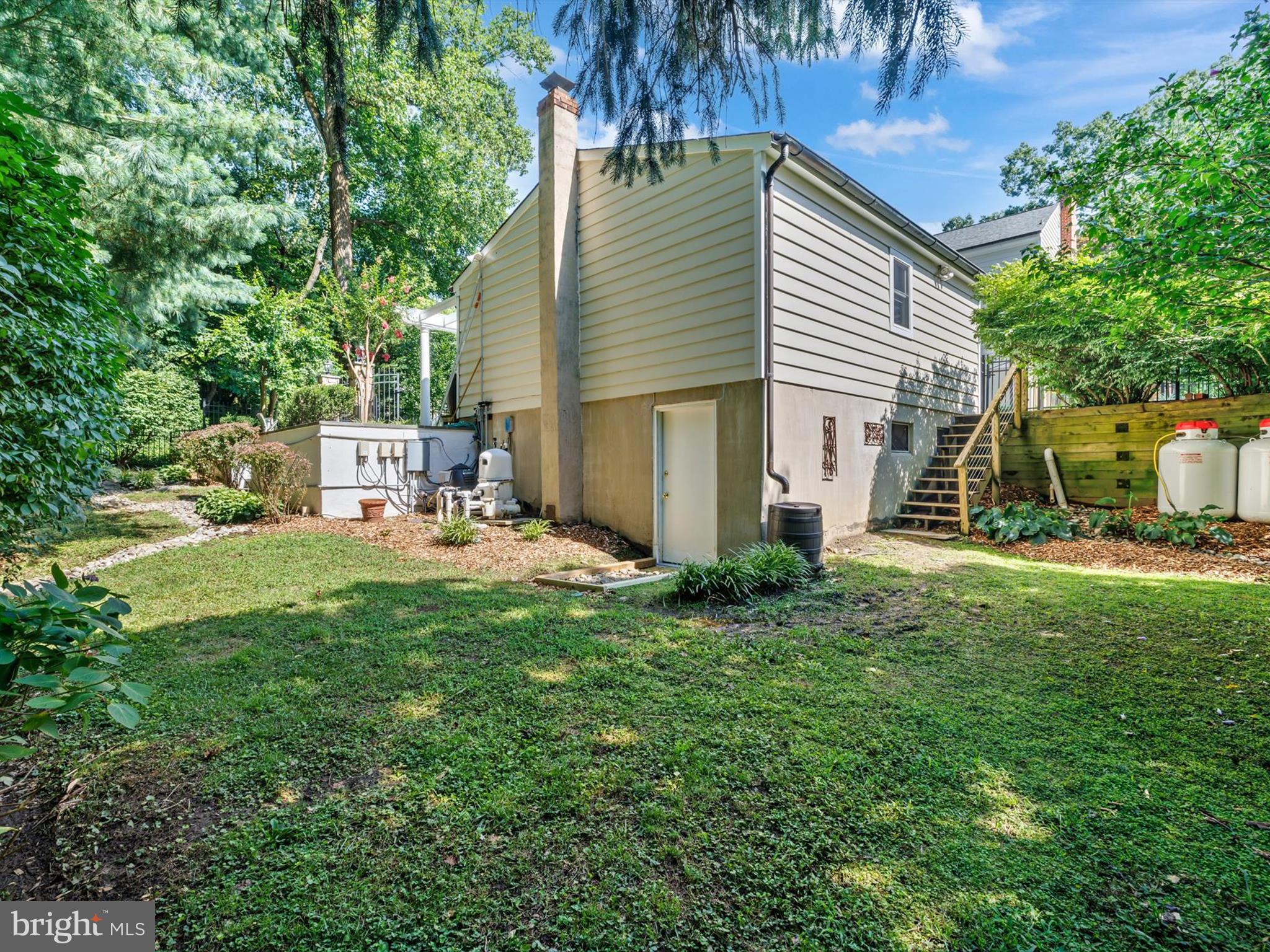 PENDENNIS MOUNT - Residential