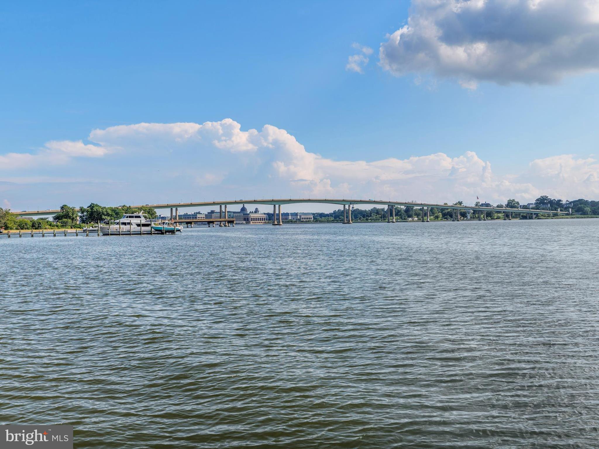 PENDENNIS MOUNT - Residential