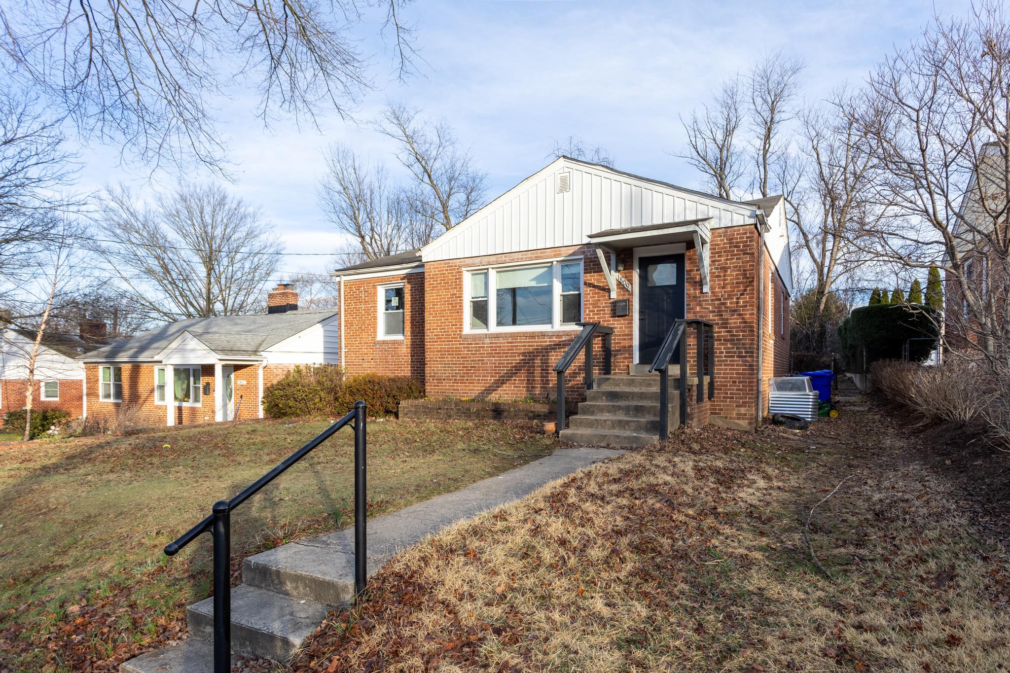 CAMERON HEIGHTS - Residential
