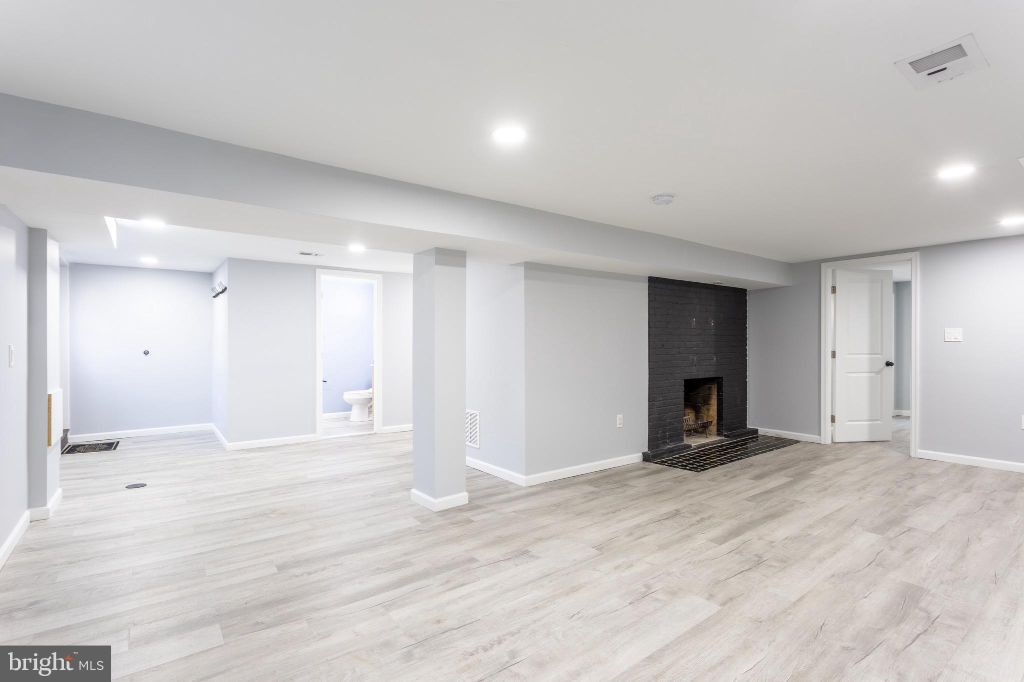 CAMERON HEIGHTS - Residential