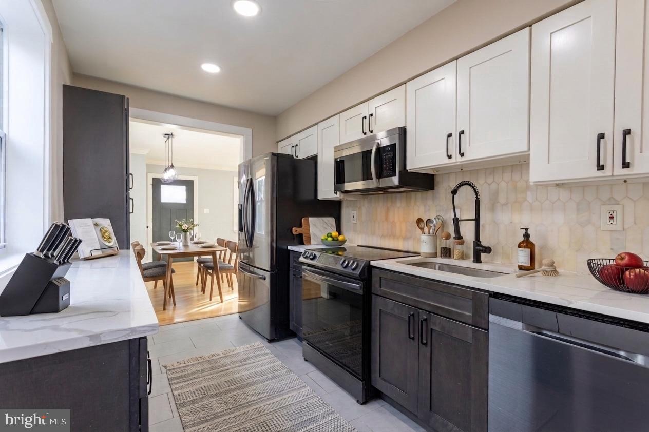 CAMERON HEIGHTS - Residential