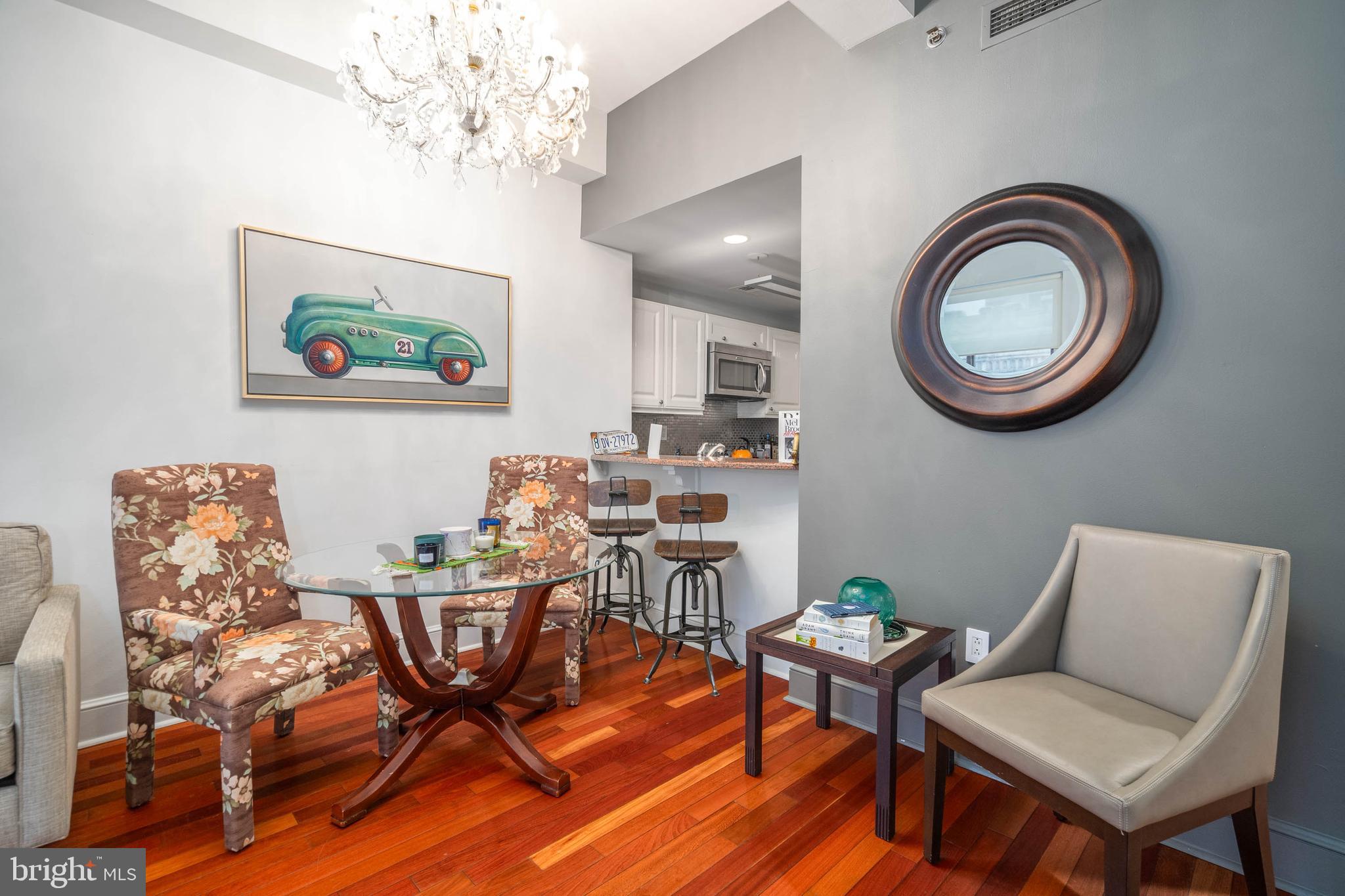 RITTENHOUSE SQUARE - Residential