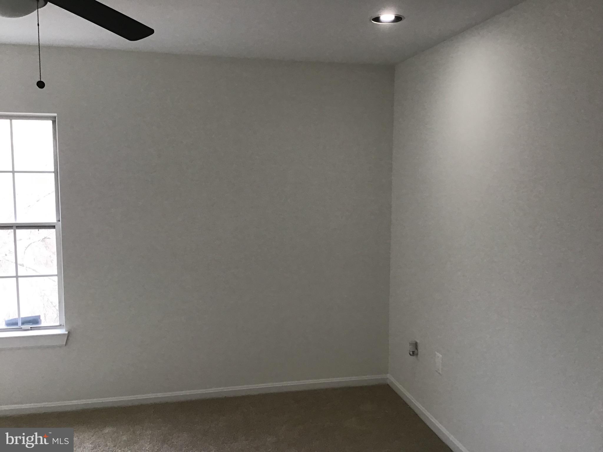 DEVON HILLS - Residential