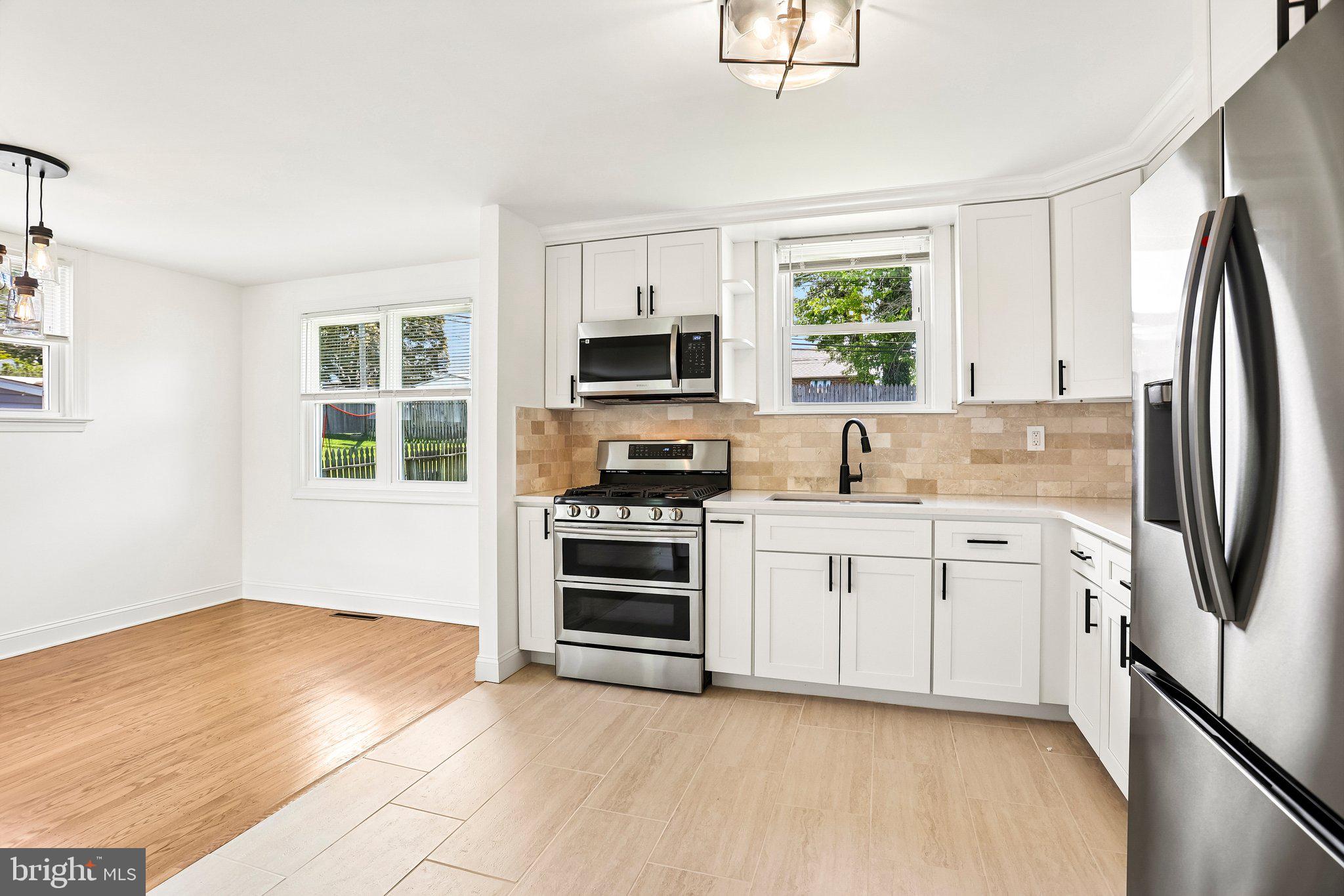 WILLOW RUN - Residential