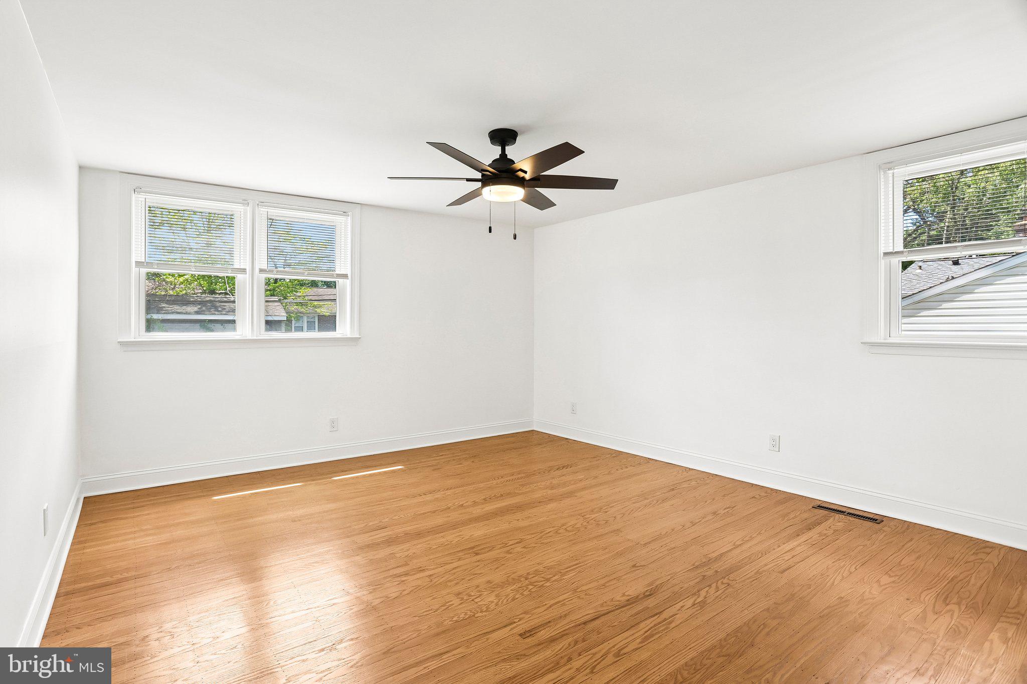 WILLOW RUN - Residential
