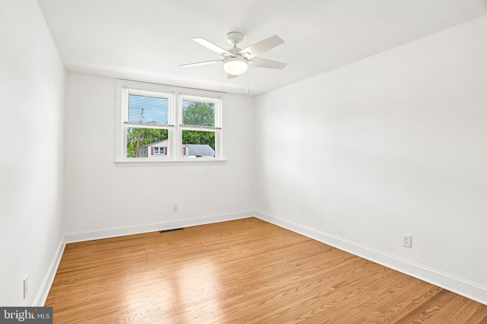 WILLOW RUN - Residential